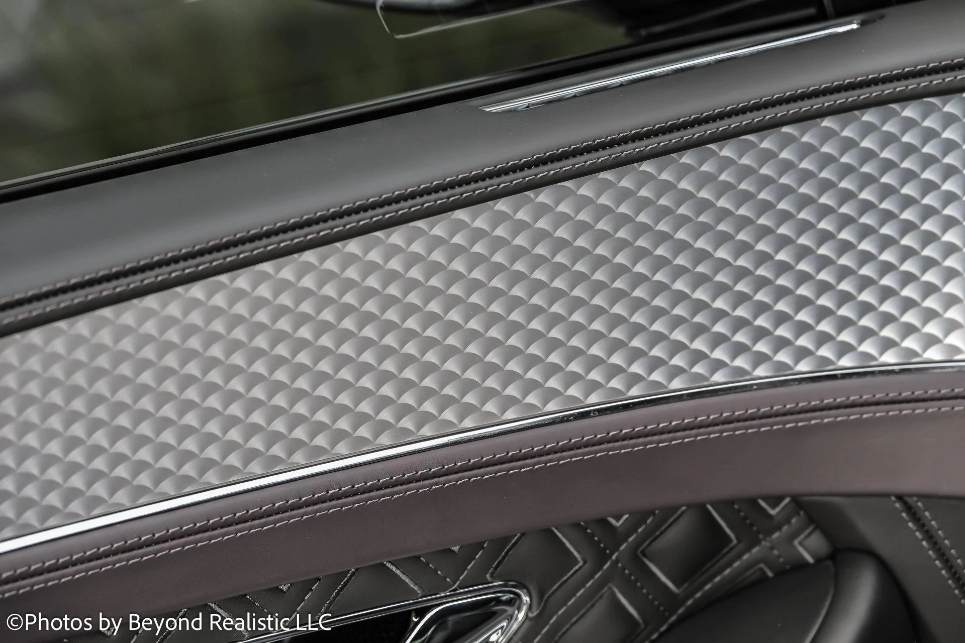 mph025_30434577_Used_2023_Bentley_Continental_V8_S_1766482954_7eaf995b94