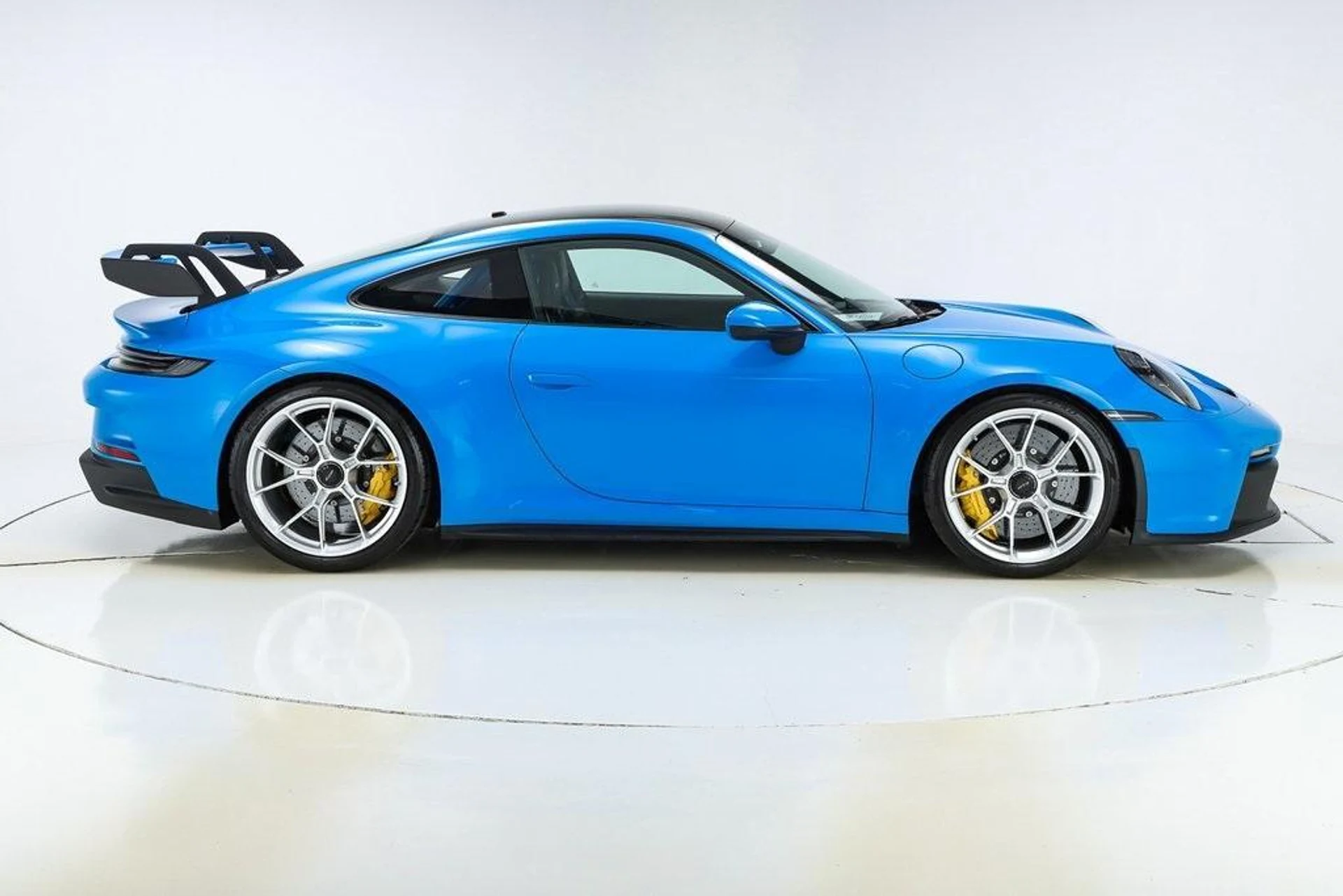 mph025_3050441846_EJ_Kc_Le_Qb_EWC_Bi_W_Wwt_Uh_J_Mr_PD_1_M_ac0a654d48