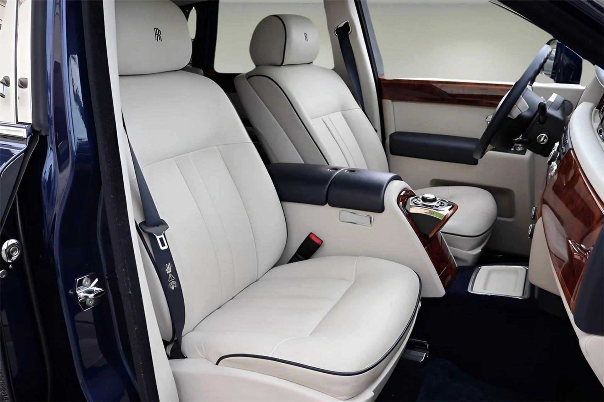 mph025_3051572534_26_7c1f1e0875