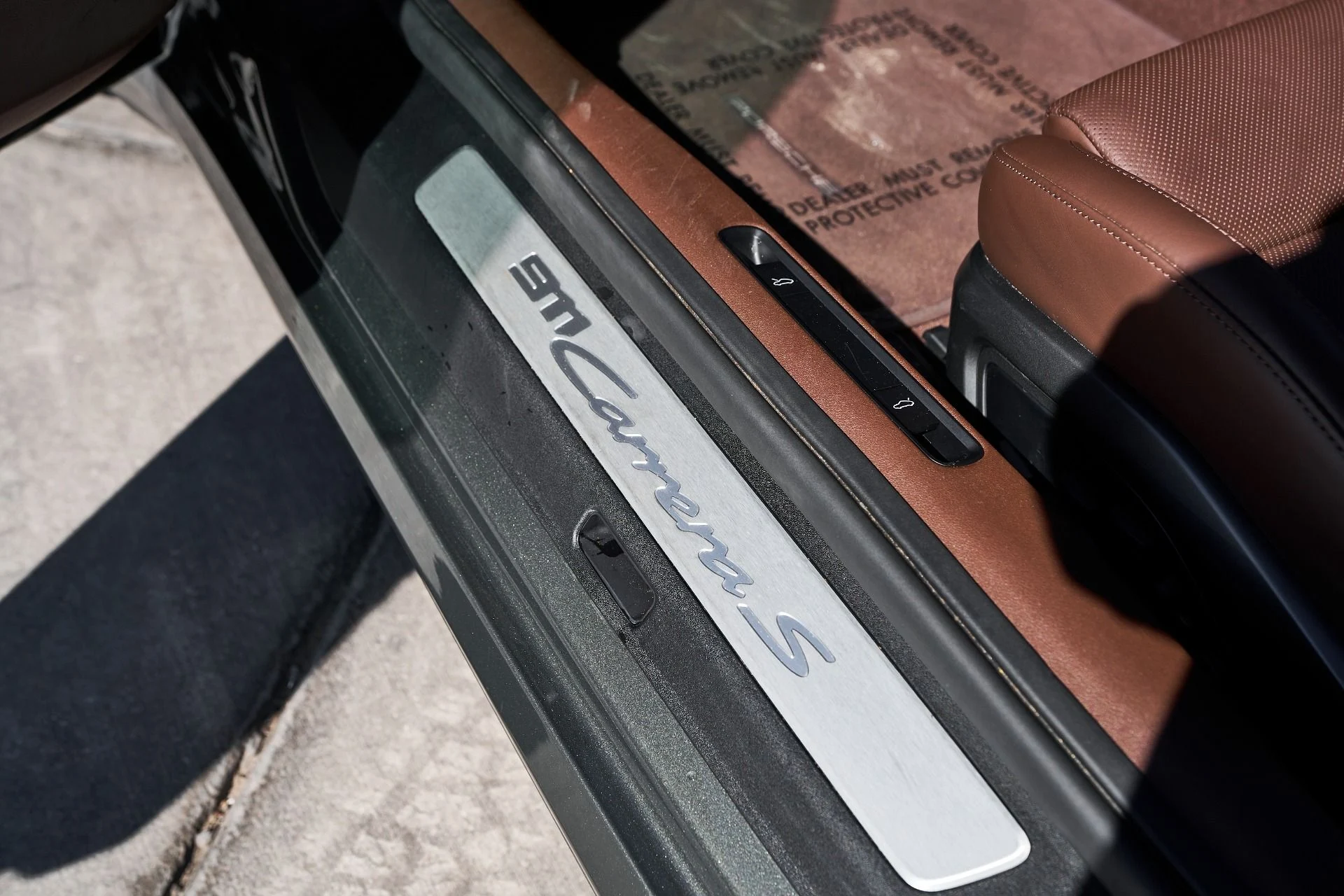 mph025_3056919934_Used_2022_Porsche_911_Carrera_S_1760208052_e8762ca3cf