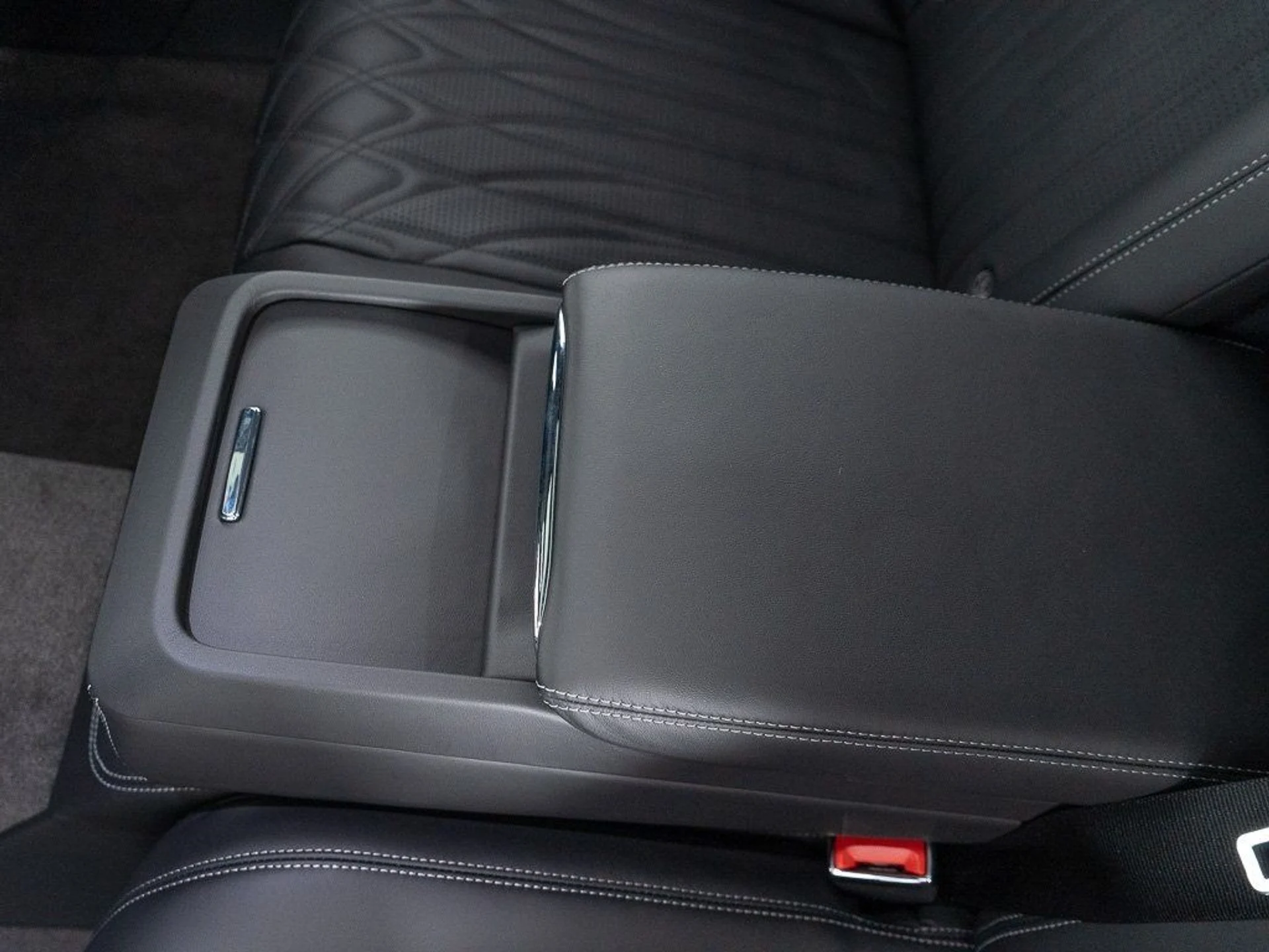 mph025_305827938_d8f067a74ea199c84fa96220e19f2510_c696859cc9