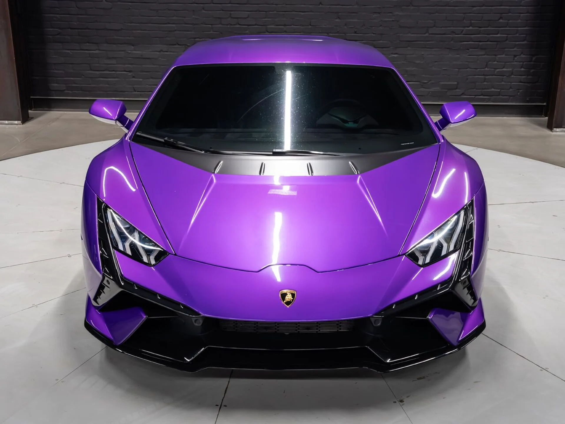 mph025_3062215125_lamborghini_huracan_tecnica_2023_d838a68d4a