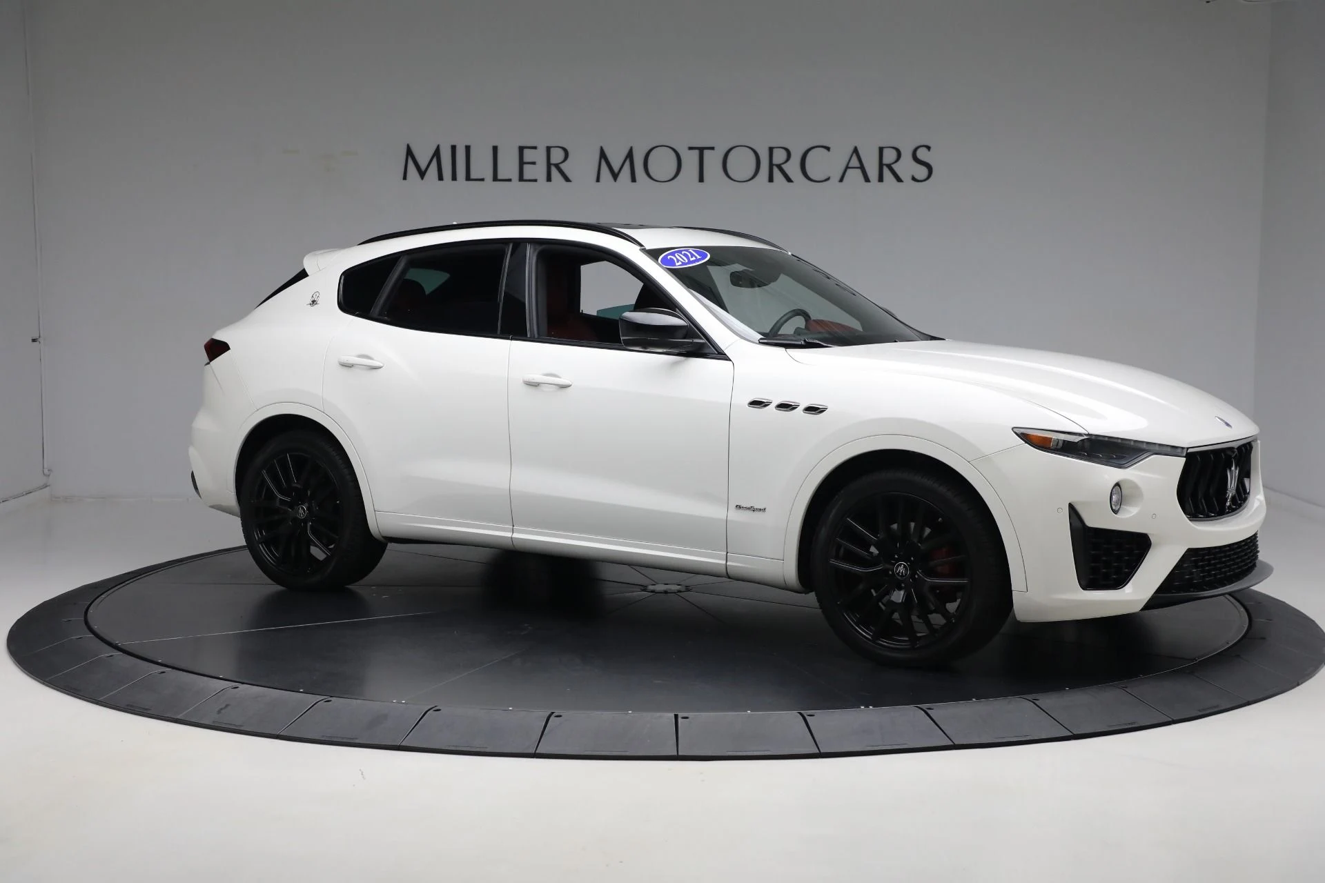 mph025_3062481000_Used_2021_Maserati_Levante_Q4_Gran_Sport_61a02a62ce