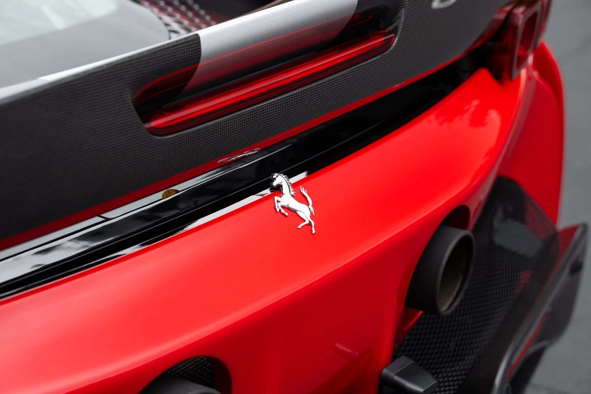 mph025_3062749232_Used_2024_Ferrari_SF_90_Spider_1773805384_3e6049b8a9