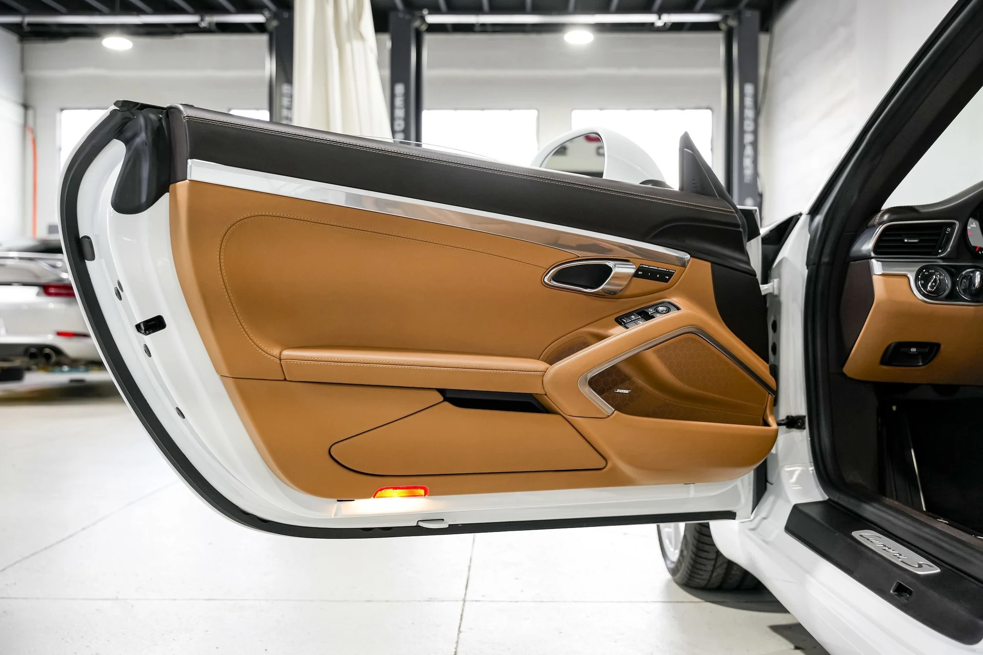 mph025_3071257323_dbef3b6cd679614d1ee41fdd318b418dx_789781bc50