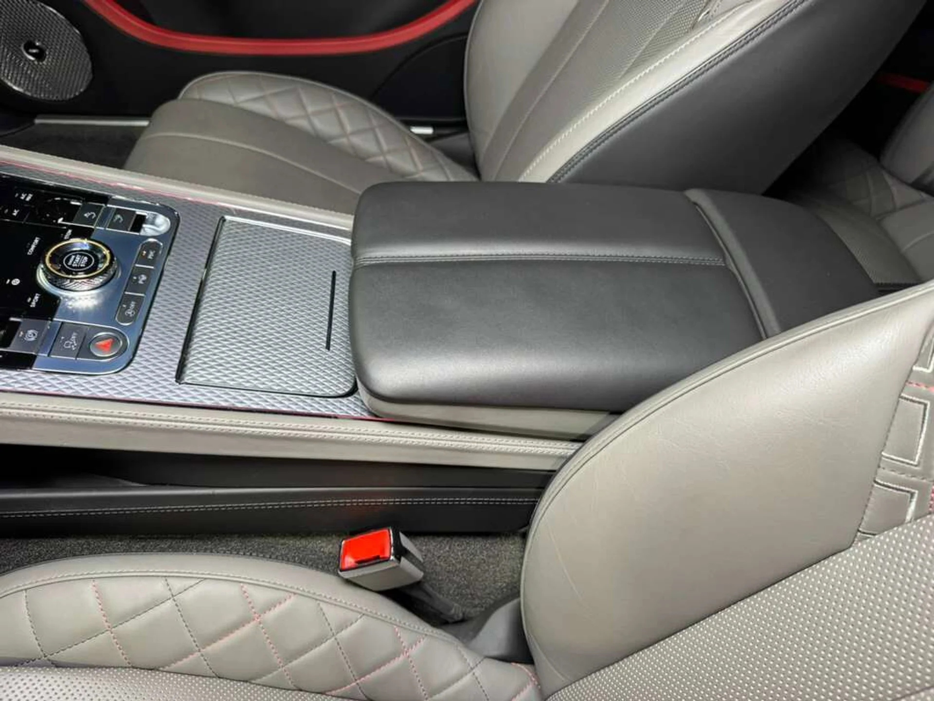 mph025_3092130085_88e3c3e03950241f98b3ebf4605c86c1_26129333aa