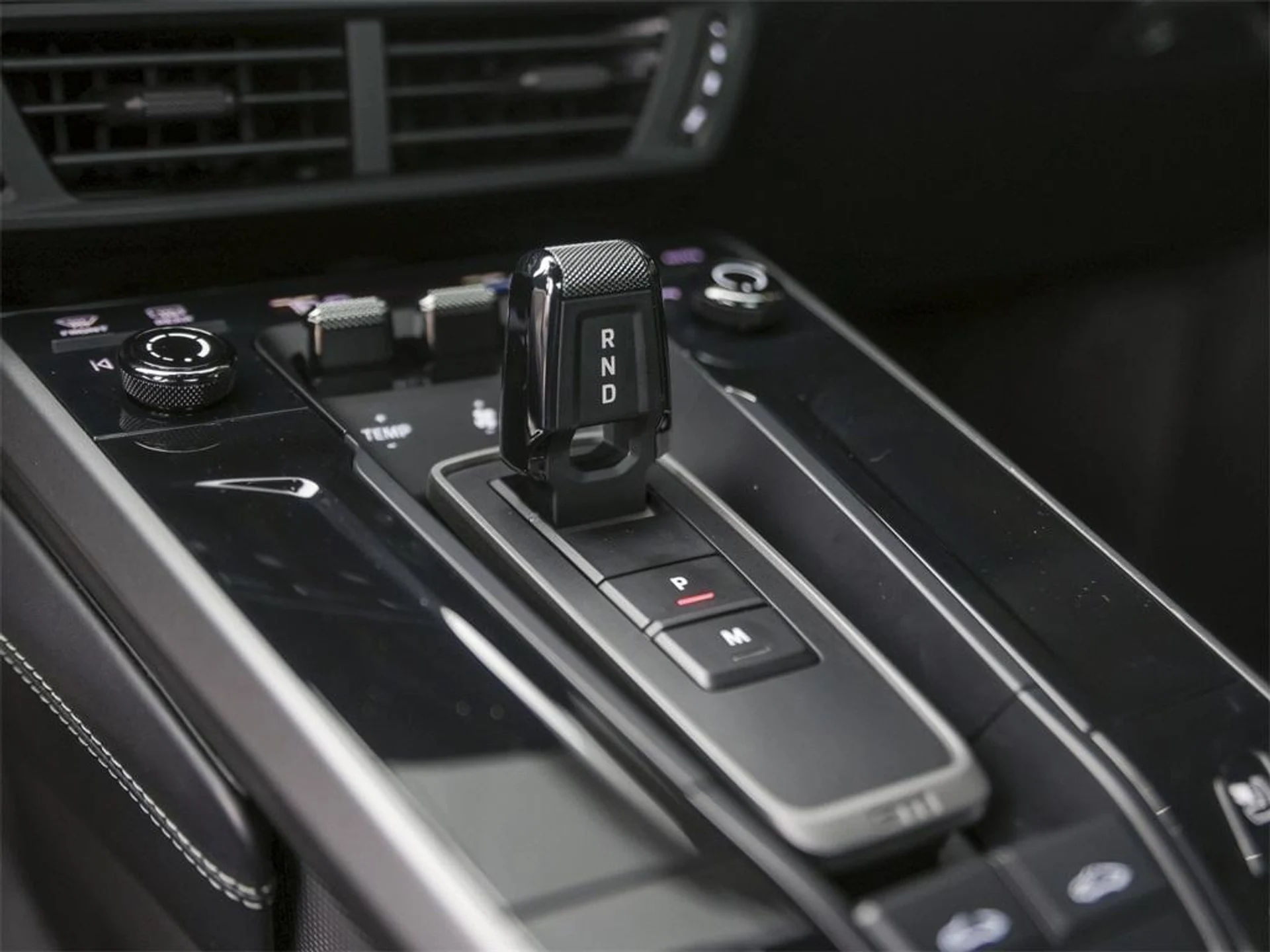 mph025_3099872984_Z_Bu3d54_Nox1_W8_KEYPCD_6_m_B_Gy_CM_f5dc110e9c