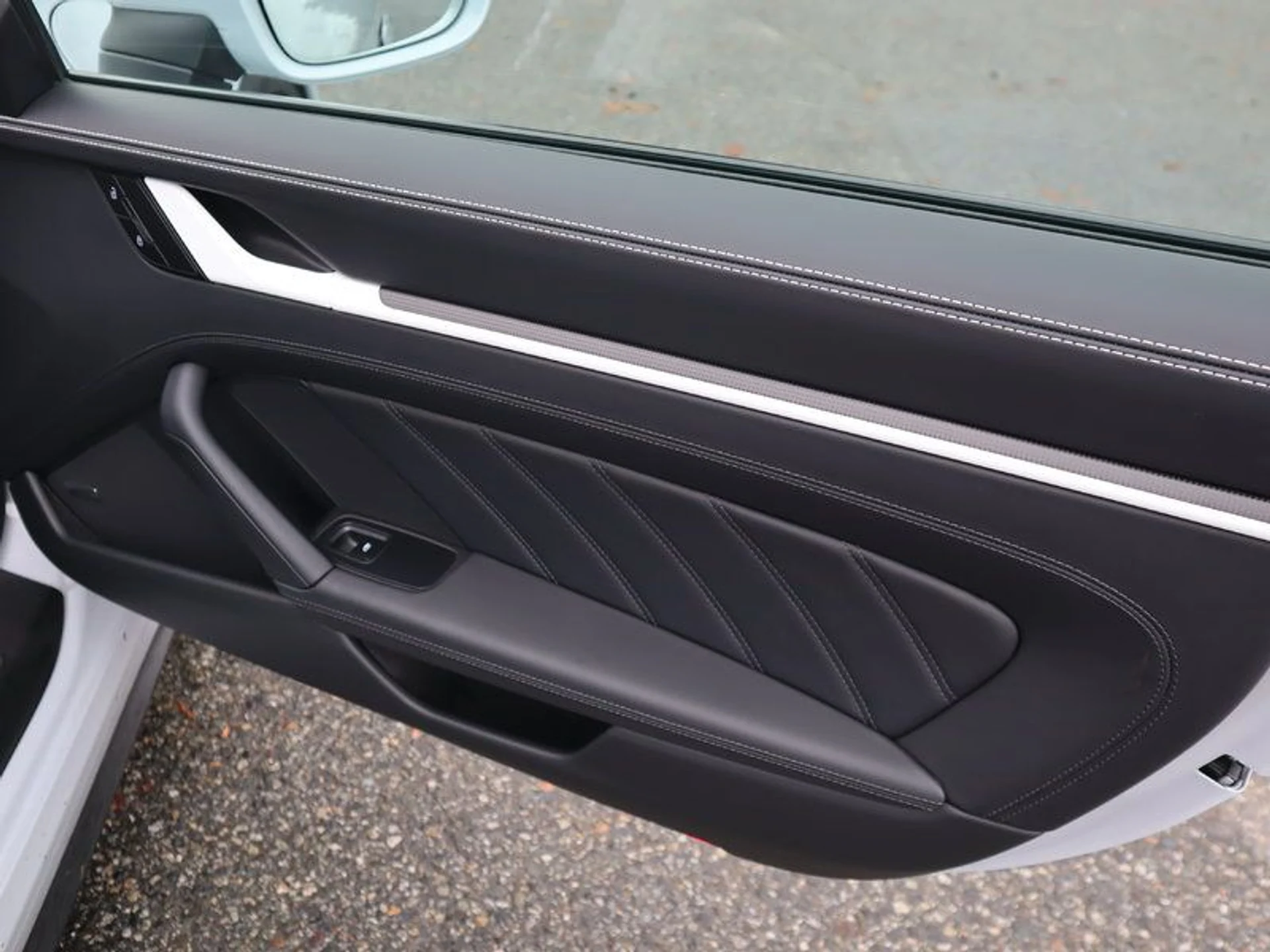 mph025_3100540962_37335962_03743_84005d88c89406d209df697694474d73_cec0af63c7