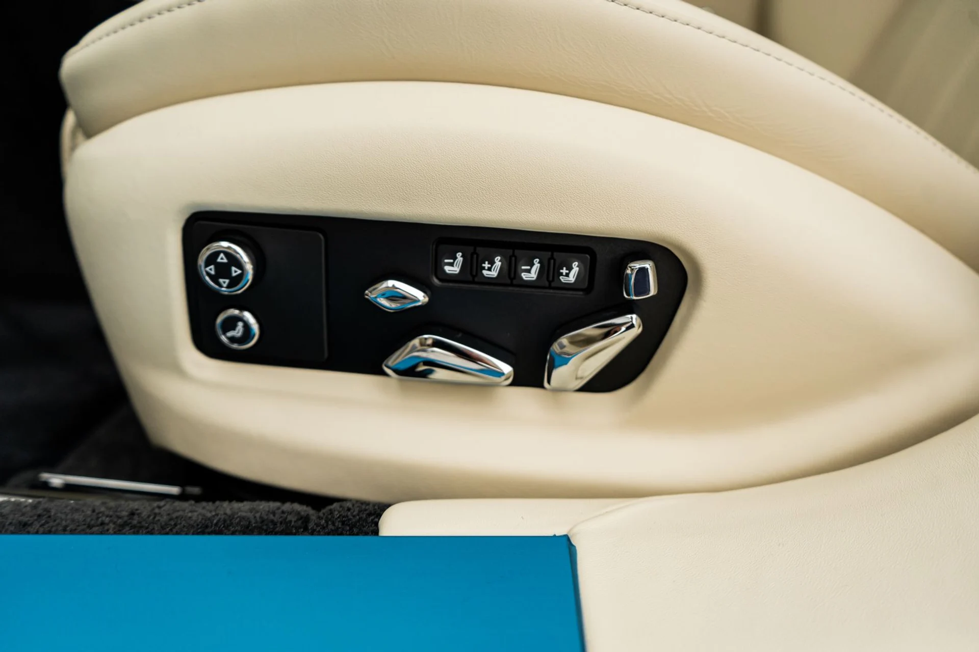 mph025_3110632884_329ba567_811f_40cb_96cc_39e8b3d313b8_853de9117a