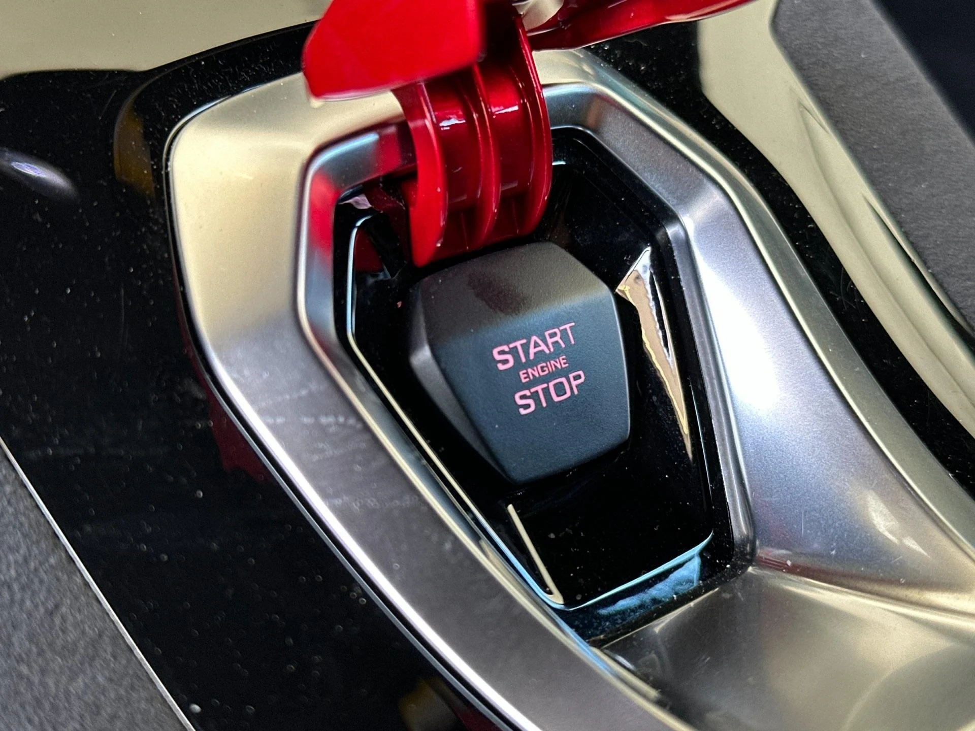 mph025_3113353624_Used_2023_Lamborghini_Huracan_Sterrato_Base_1747423546_46dddf30a1