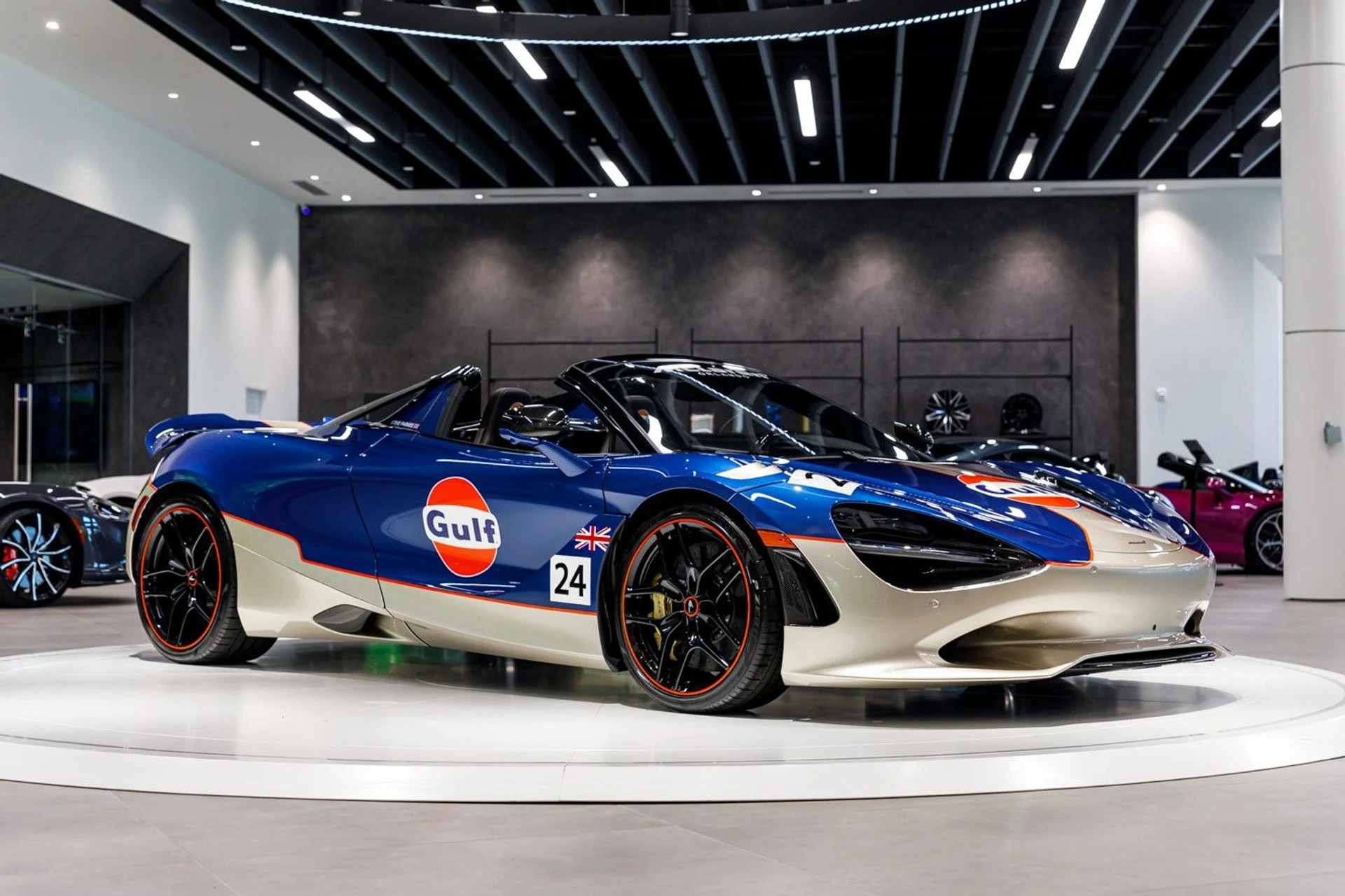 mph025_3118030111_430_p26_l_9fae74de6a