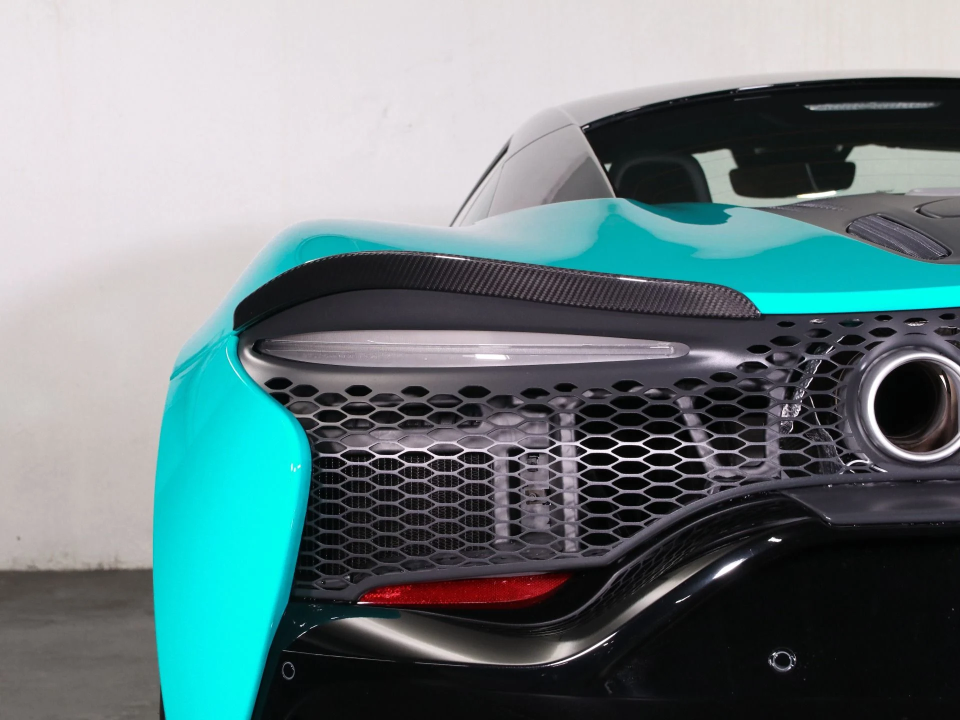 mph025_3123962680_Used_2023_Mc_Laren_Artura_Tech_Lux_1738211933_b231df1ca9