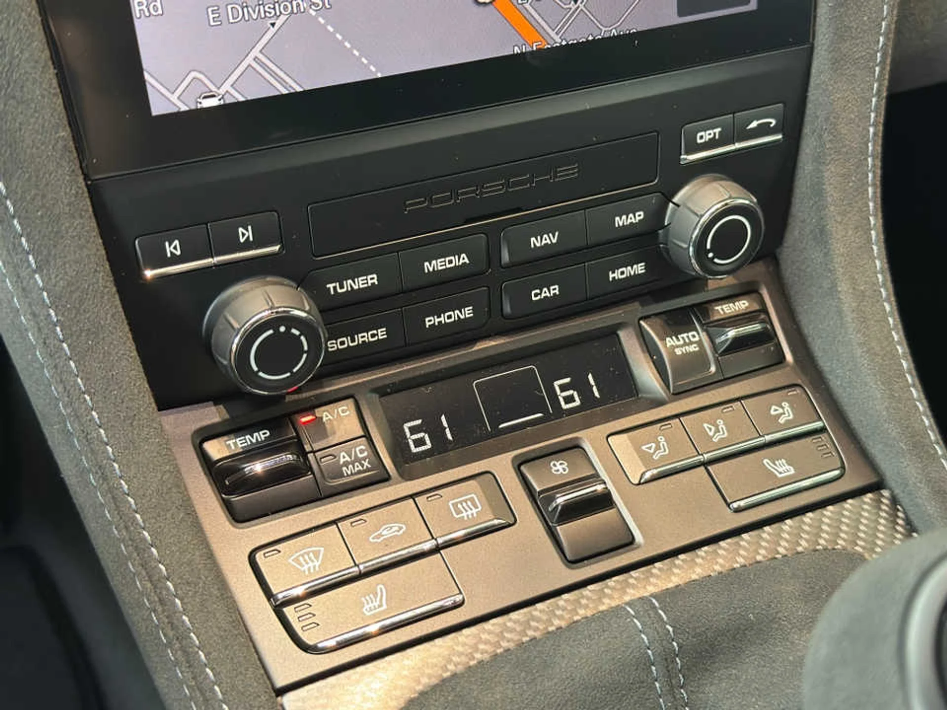 mph025_3125238138_3f1fde087319d33bfecf4acb222b4aeex_335bea1736