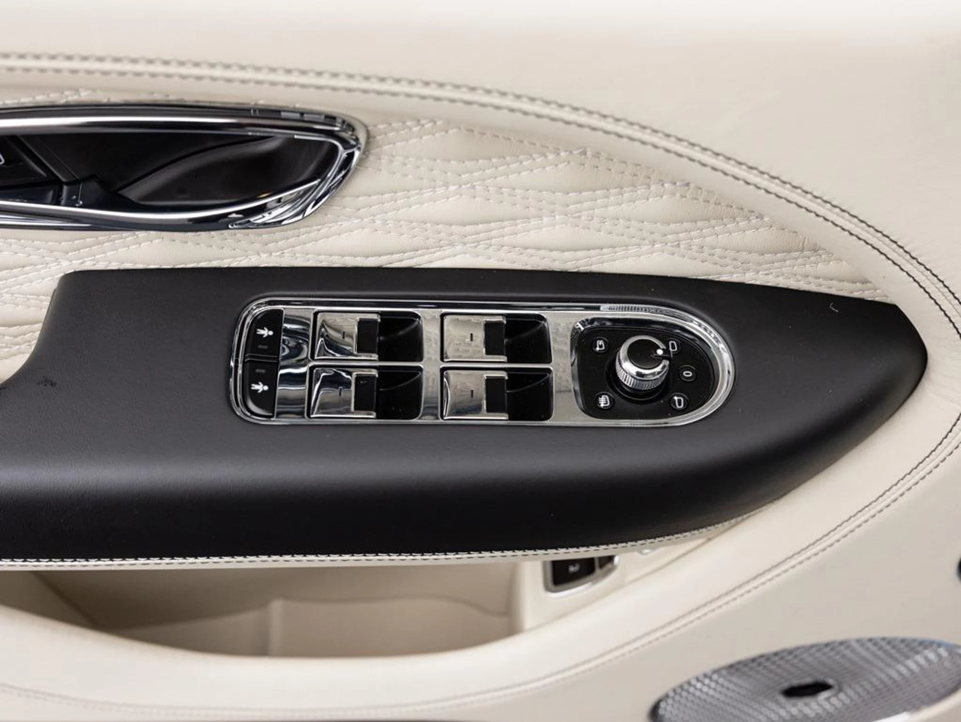 mph025_3125646879_480417656_693907c8be3adbc4f79da652_4e4804a0b4