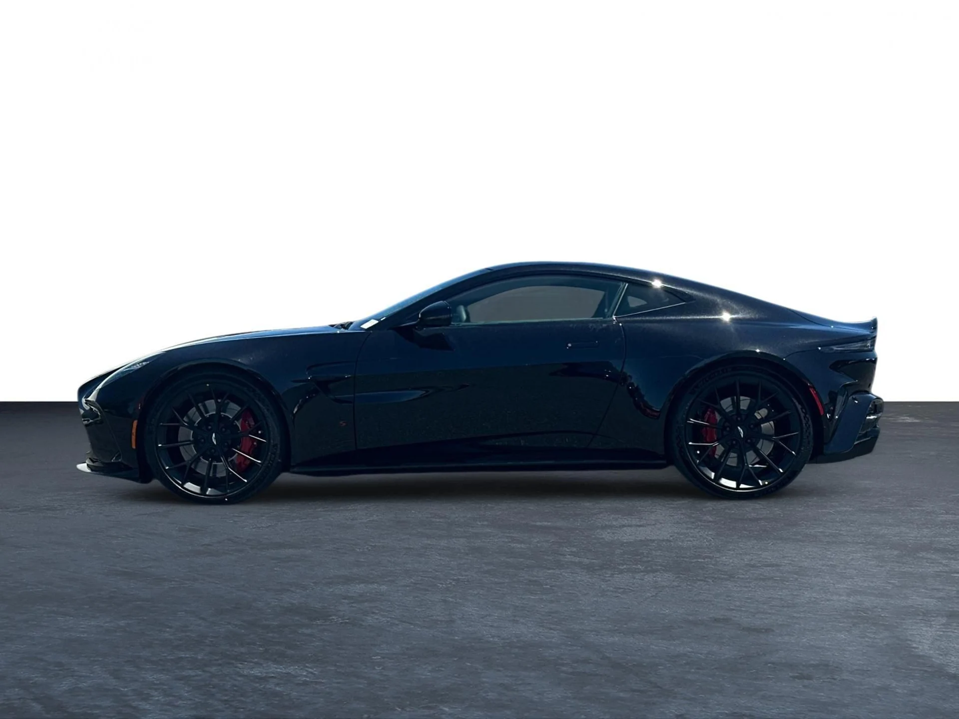 mph025_3128548467_New_2026_Aston_Martin_Vantage_S_1785318301_49f42eb4bb