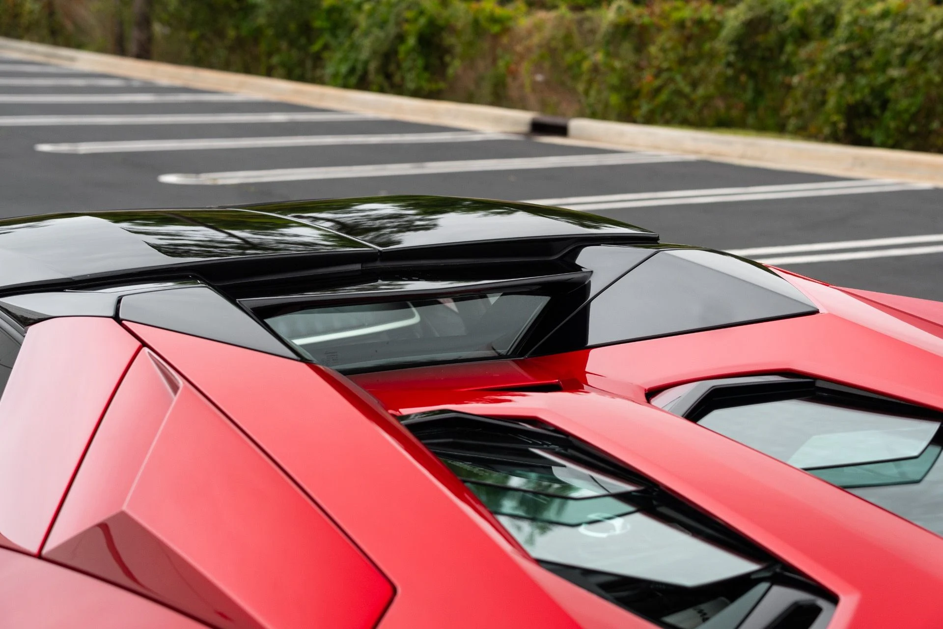 mph025_3130046340_Used_2018_Lamborghini_Aventador_Roadster_LP_740_4_S_1770343320_96b84898a2