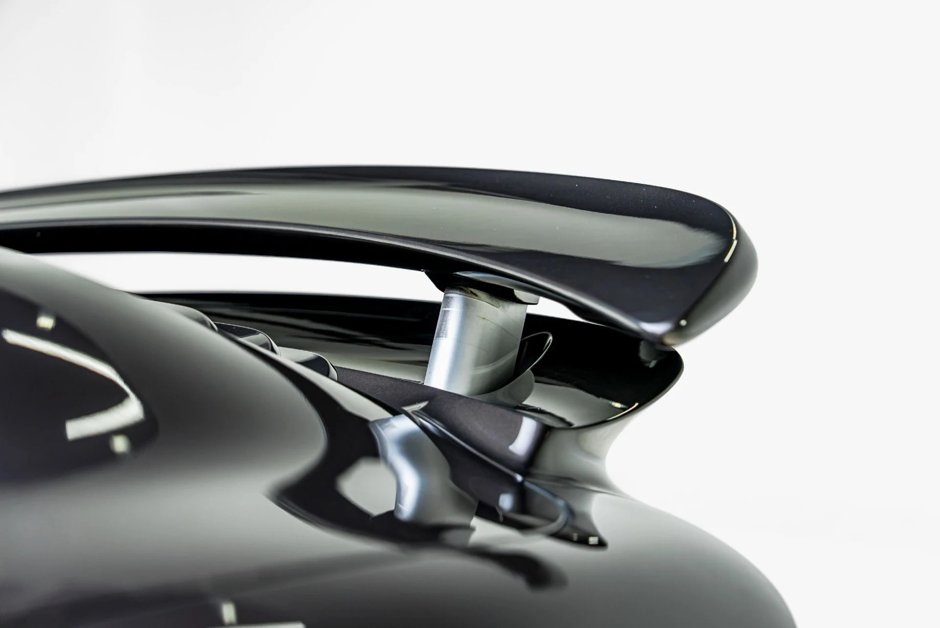 mph025_3131698339_Used_2015_Porsche_911_Turbo_S_1783626500_ac13aac8ae