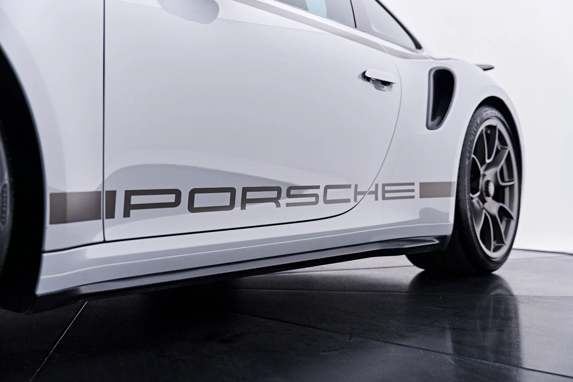 mph025_313670011_Used_2025_Porsche_911_Turbo_S_1784161201_8135f6da8a