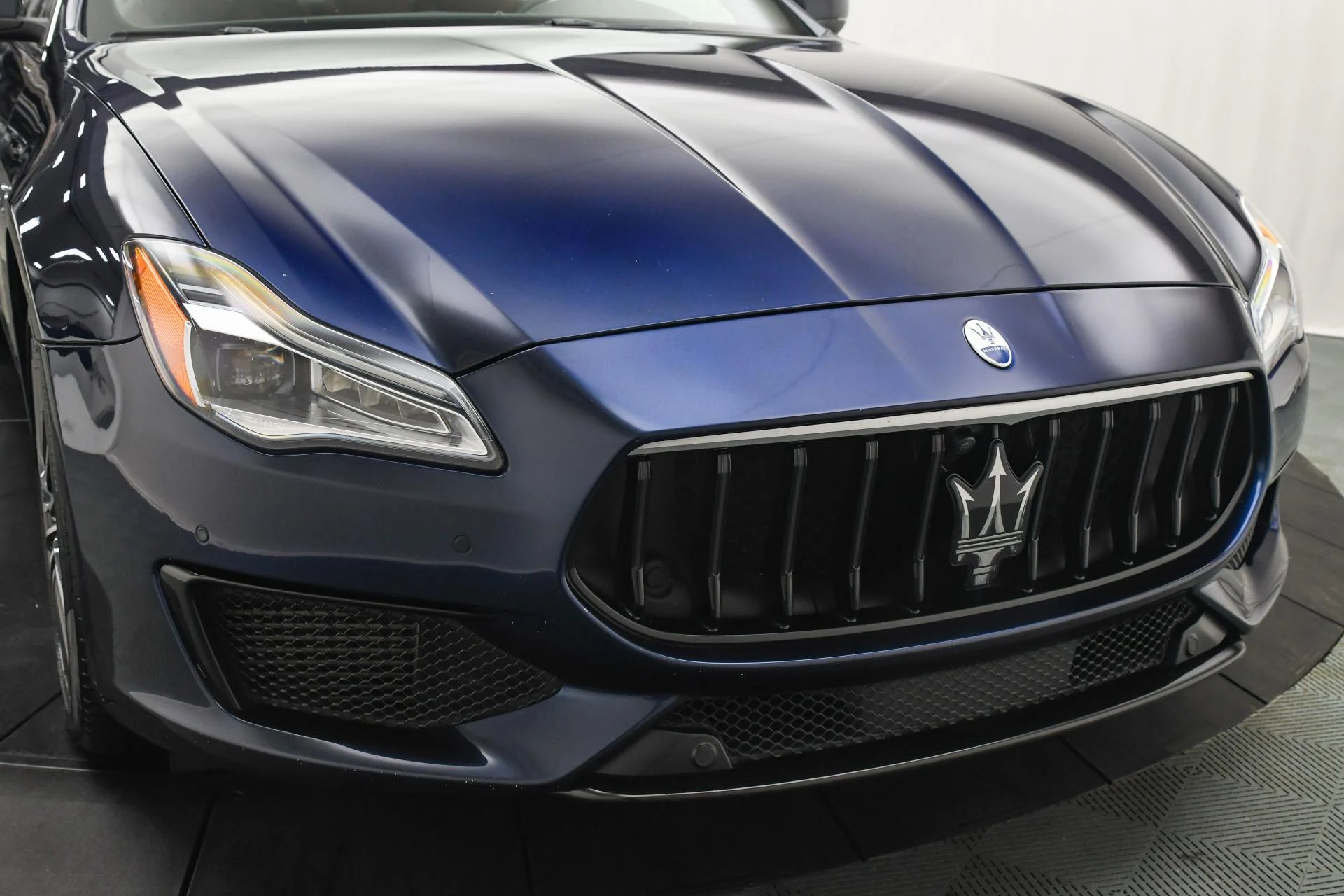 mph025_314125847_Used_2022_Maserati_Quattroporte_Modena_Q4_1753516881_ad83dab1a7