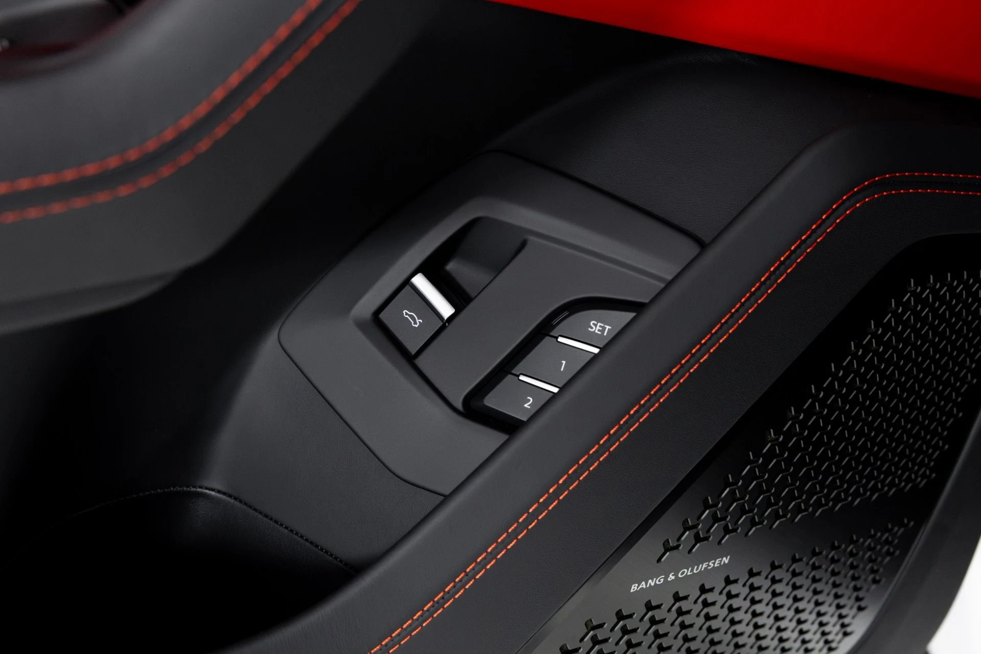 mph025_31441074_Used_2024_Lamborghini_Urus_S_1765302051_8a4dcb230a