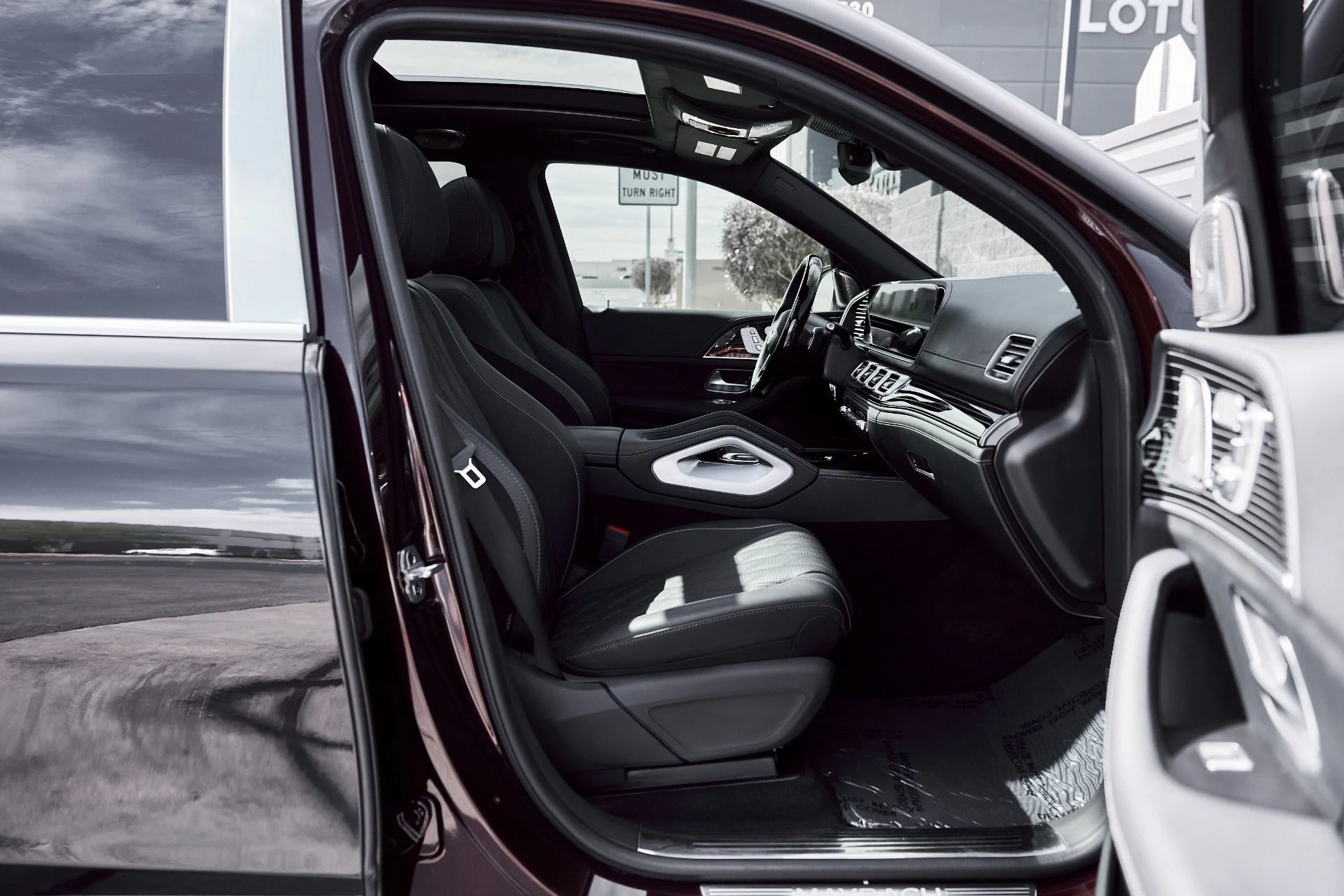 mph025_3162299733_Used_2024_Mercedes_Benz_GLS_Maybach_GLS_600_1773530601_960fbc0d5f