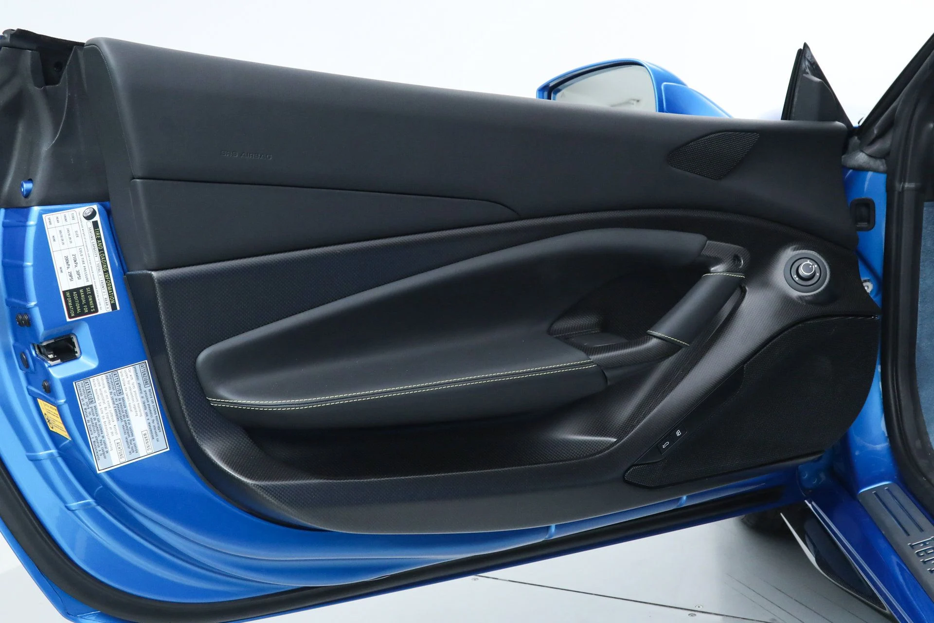 mph025_3163303386_18b0df339c466c81f8af725a5c709362_10dcf8e76b