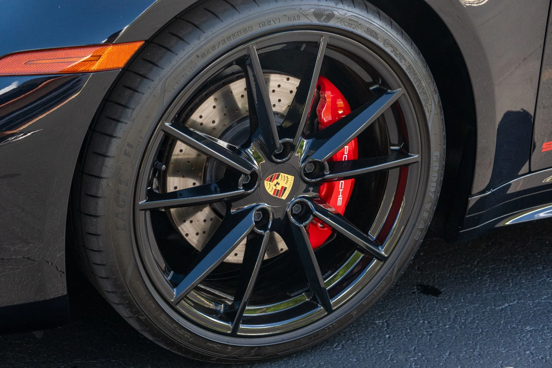 mph025_3163847601_Used_2024_Porsche_911_Carrera_4_S_1758921760_a3e0df67f6
