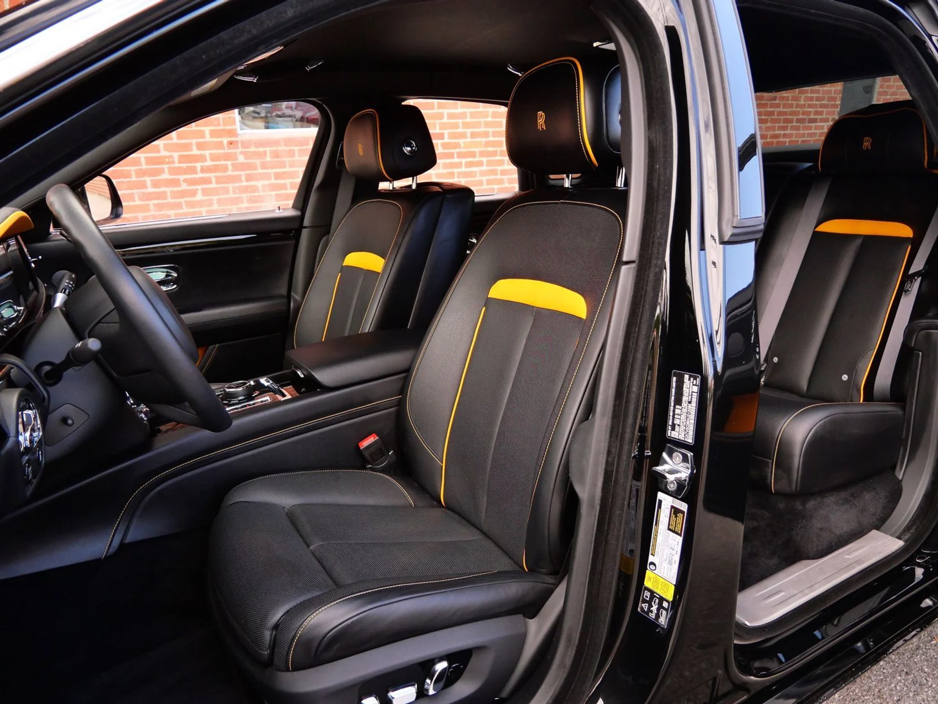 mph025_316440663_26df607a8d6579c6a00472f7f9d3b3b9x_550f289de4