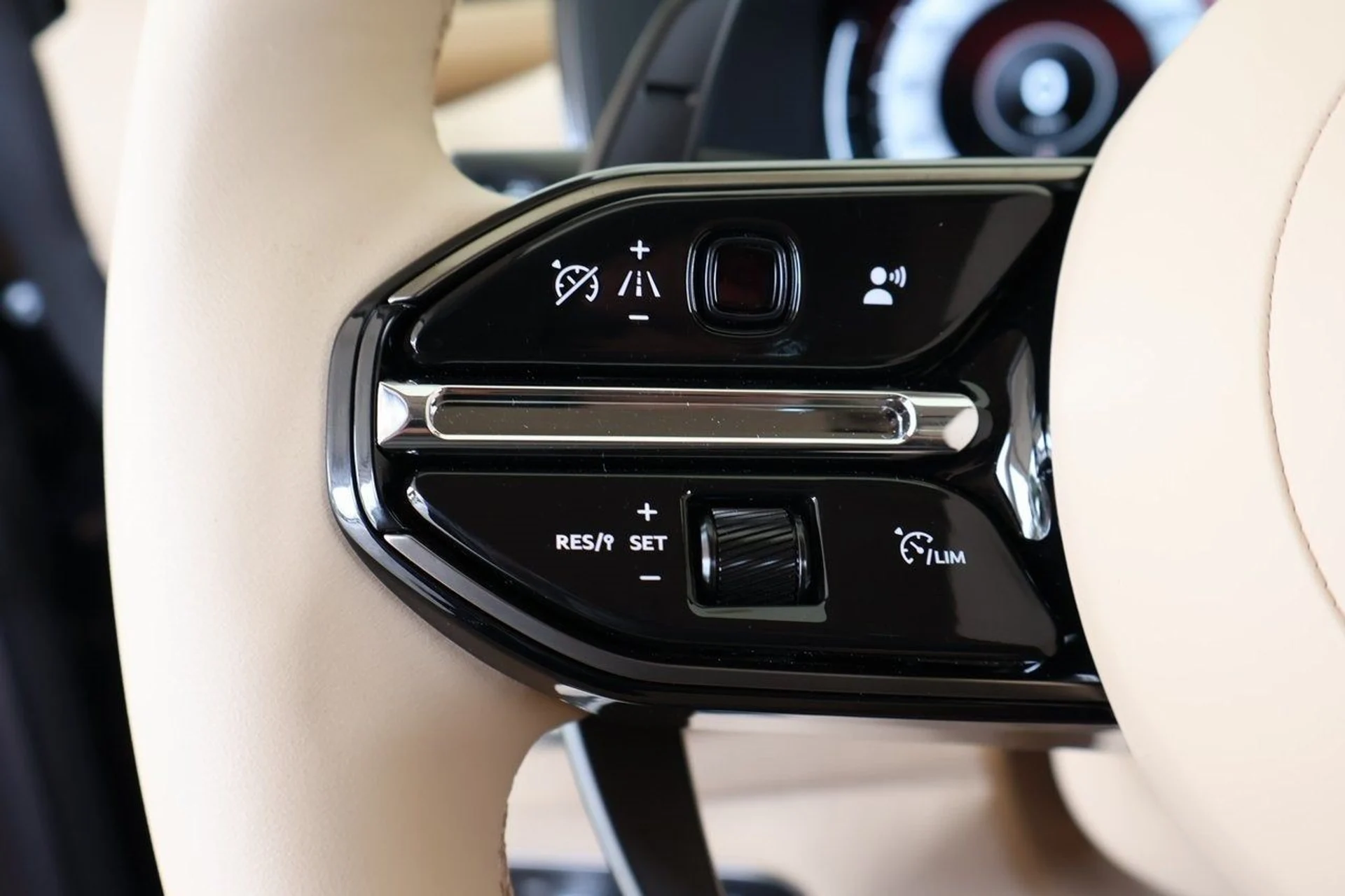 mph025_3169384702_26_a221e0a219