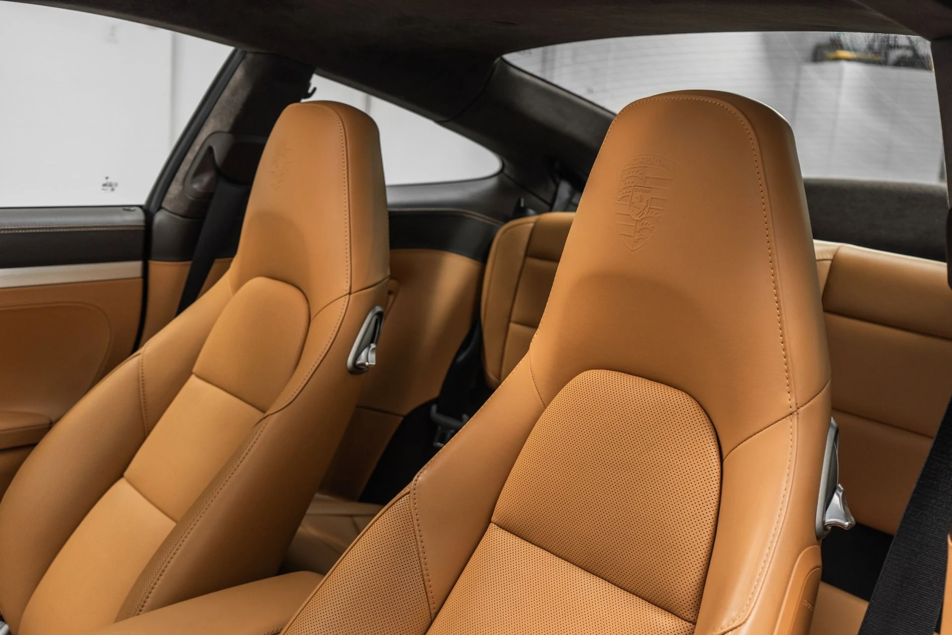 mph025_3180330854_Used_2019_Porsche_911_Carrera_4_S_Sport_Package_Two_Tone_Interior_1782227287_0f402498fb