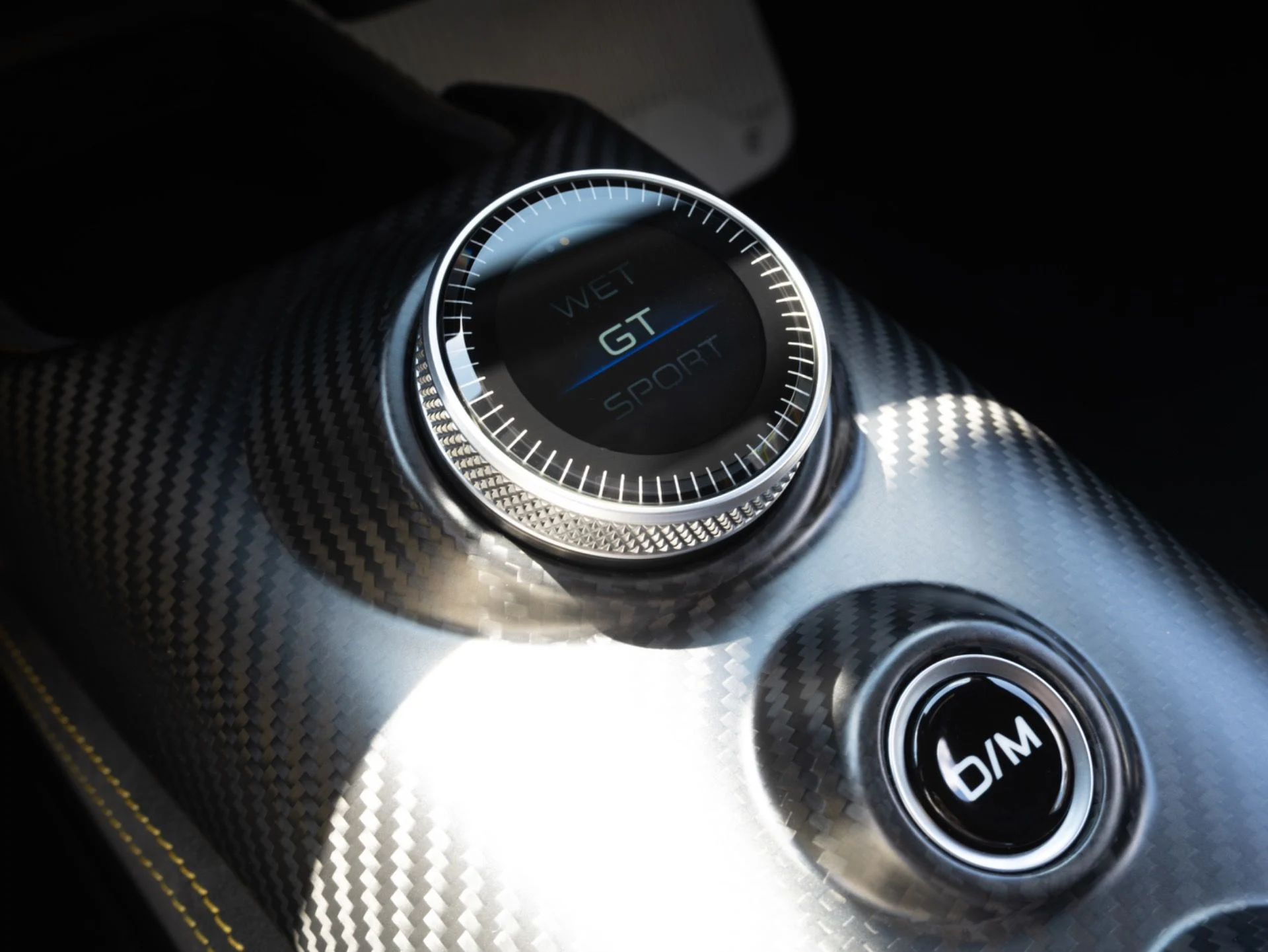 mph025_3180871833_Used_2023_Maserati_MC_20_1774904491_97d054f652