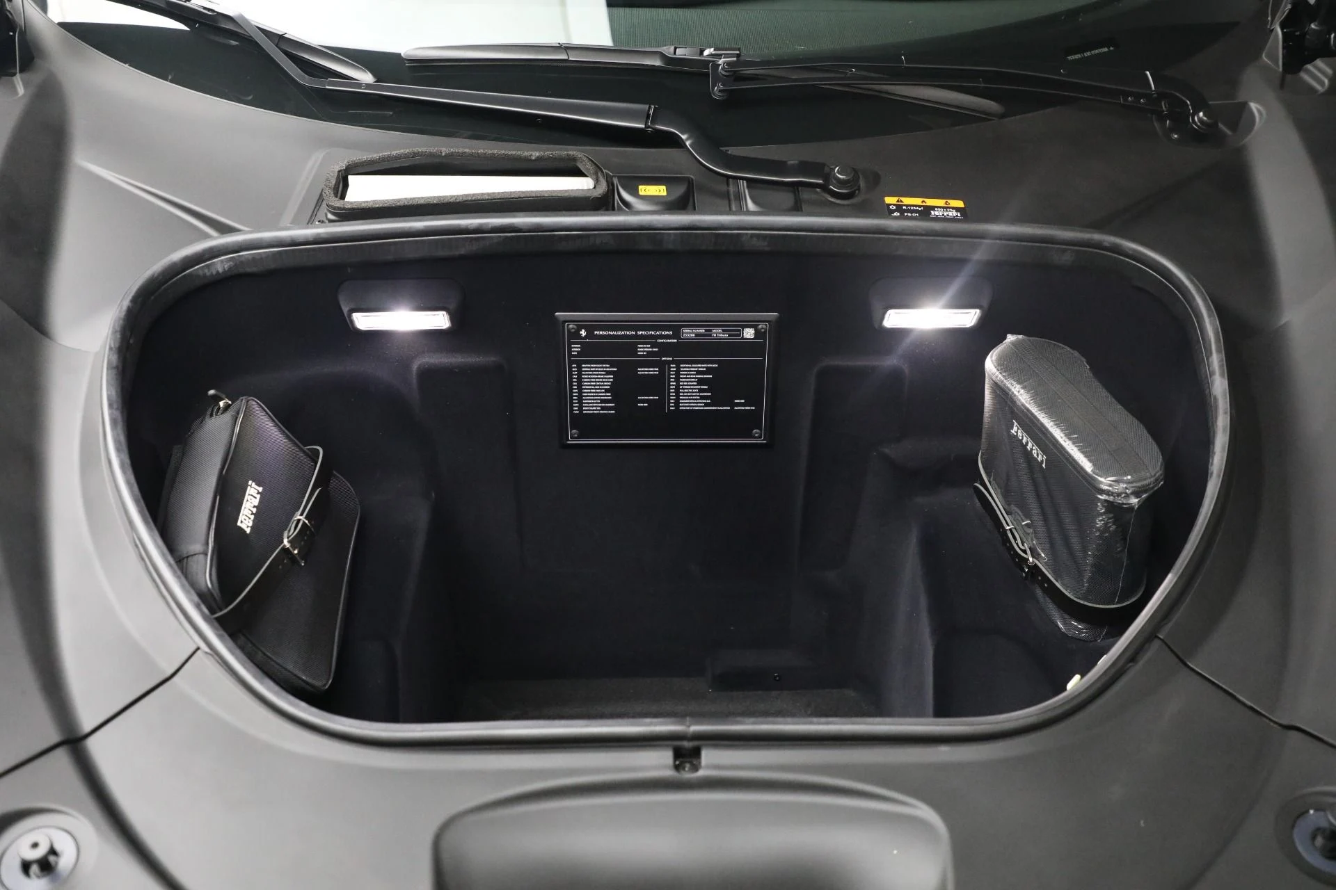 mph025_3187704354_Used_2020_Ferrari_F8_Tributo_1762209195_11fb48297d