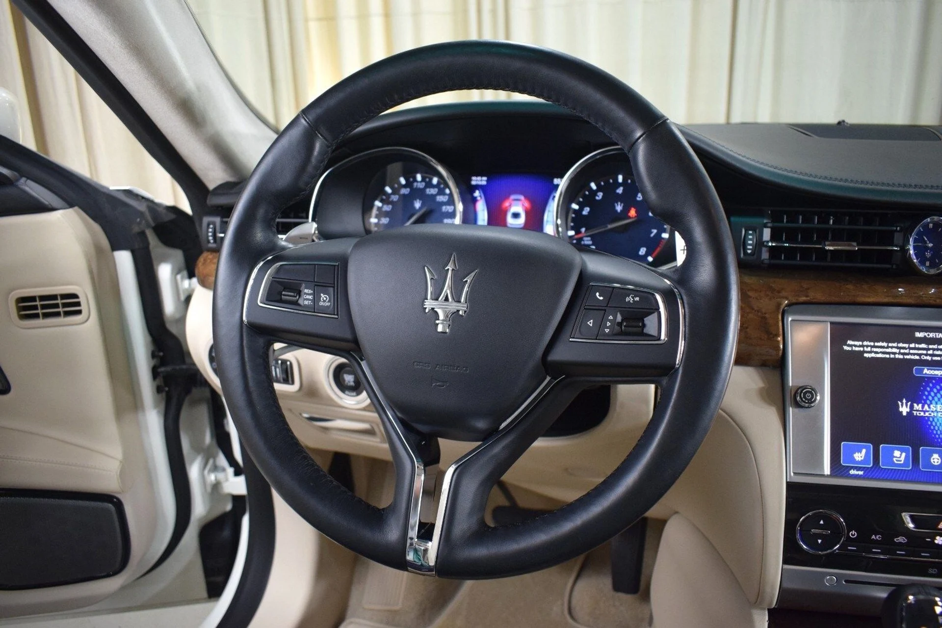 mph025_3189746070_3341e48f944e135ee3c18b6e9d9edd5ax_ac6cc27dd5