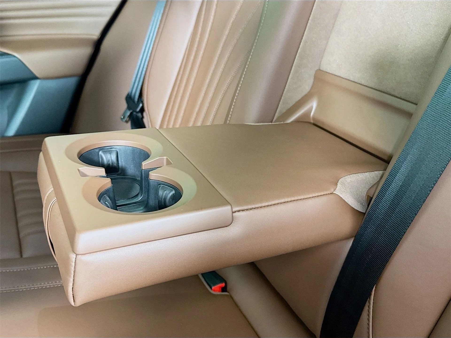 mph025_3205152807_5df13b45c318aea0f8a9f735d86b10fcx_7cea941a4b