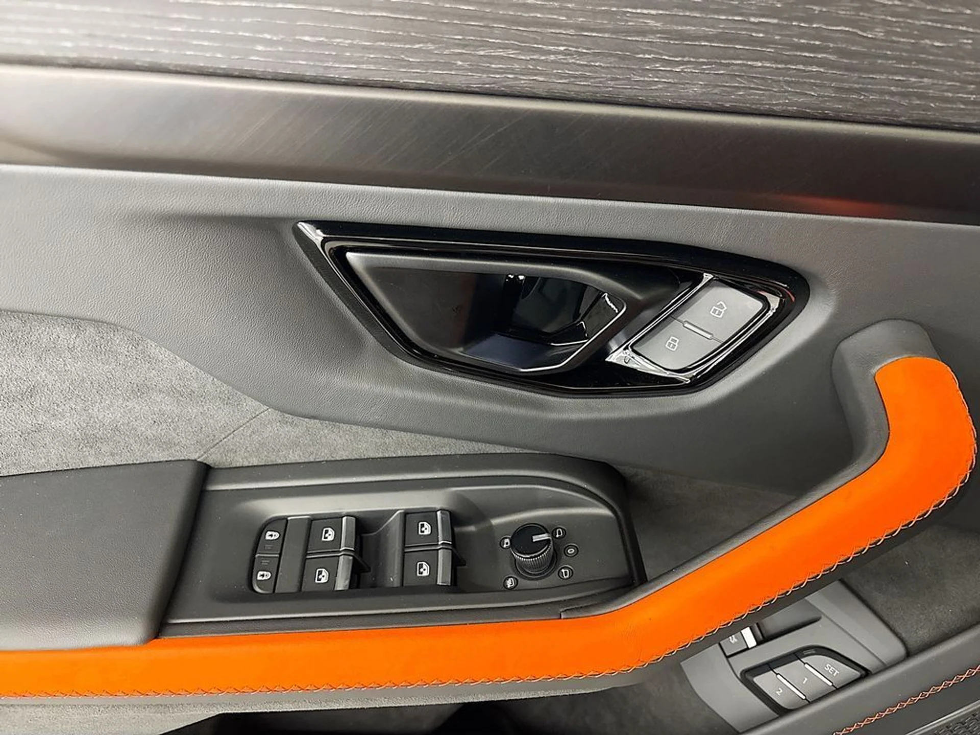 mph025_3205898416_33da05e410cf92b6f2de0b695c61e1e0_f0893a2214