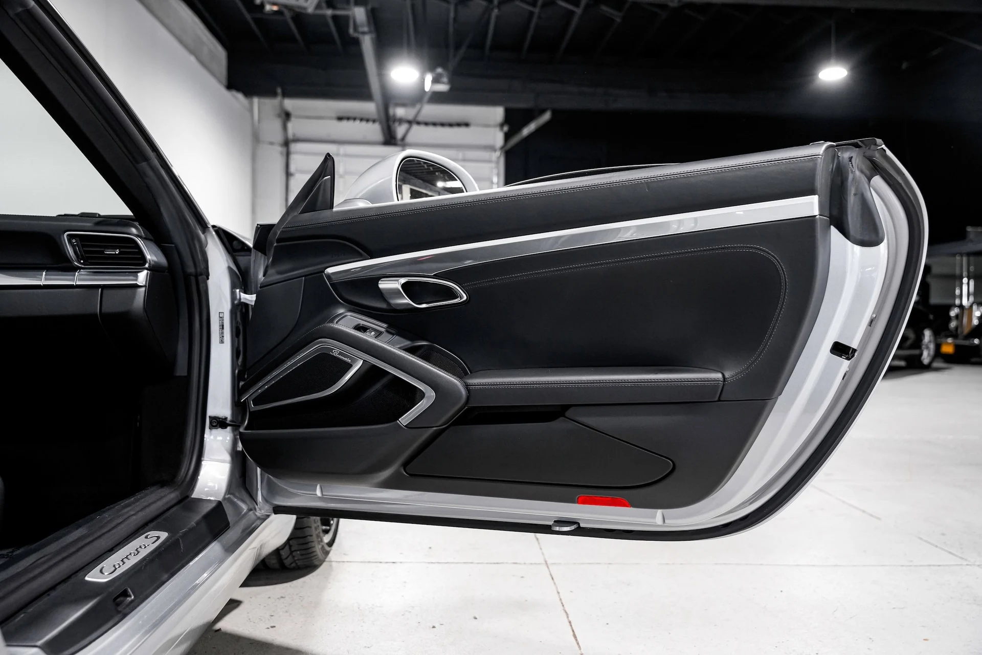 mph025_320847413_997ac1a7ef657a83a4157977cfe99d60x_36ead7b88b