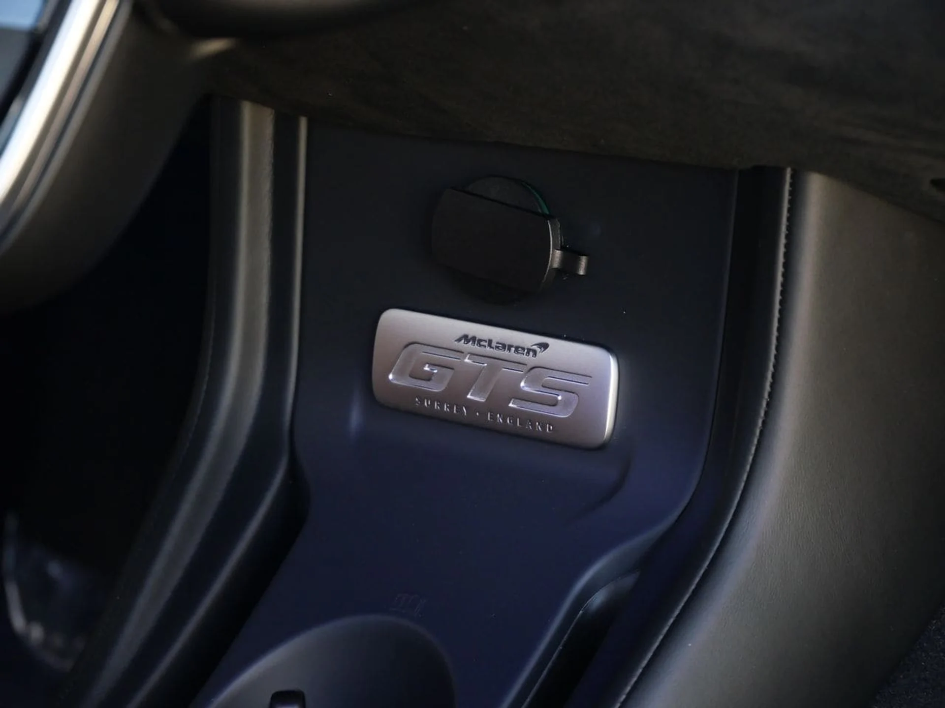 mph025_3211676175_6c2274635b997895aaf48f237660d0cfx_6f84843a76