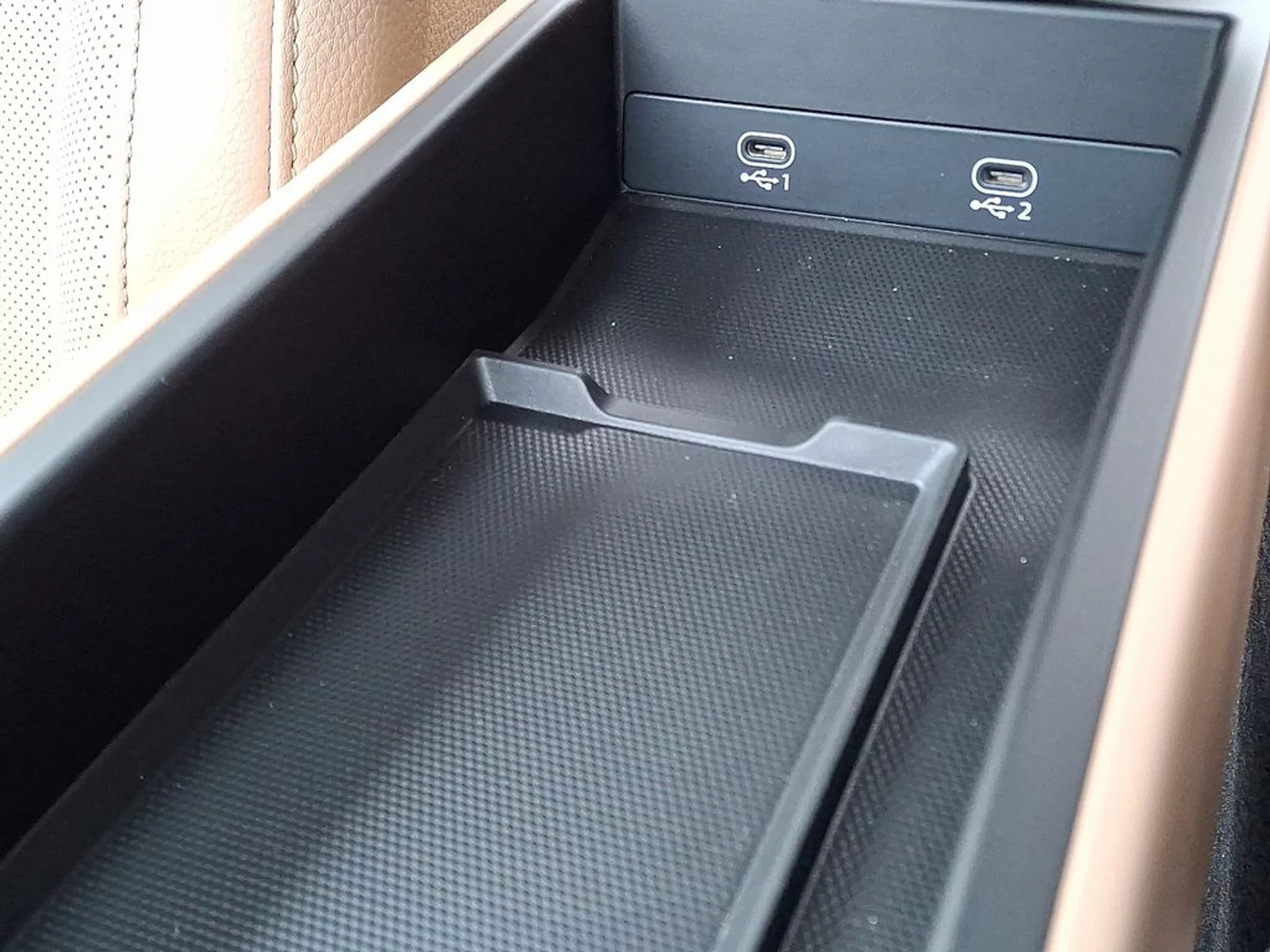 mph025_3216491296_fc743409909cb70ce4446cd5592d3673x_b6e2f7a985