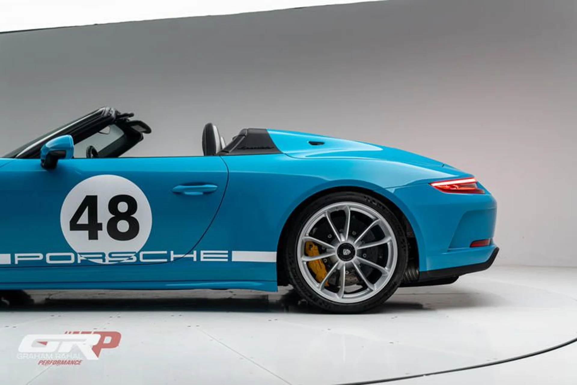 mph025_3218203203_D0_E53530_B37_A_41_B0_8402_4_B4_BF_460840_E_cfbd2a5990