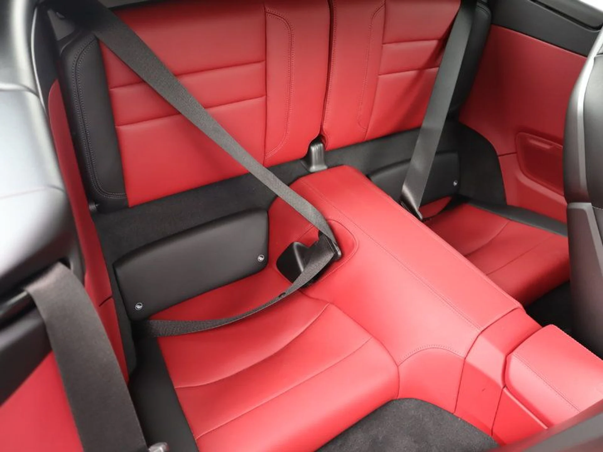 mph025_3220762924_37793995_03519_3f7aa915b10adefcb543ad7a8587a3a8_ee954e12c0