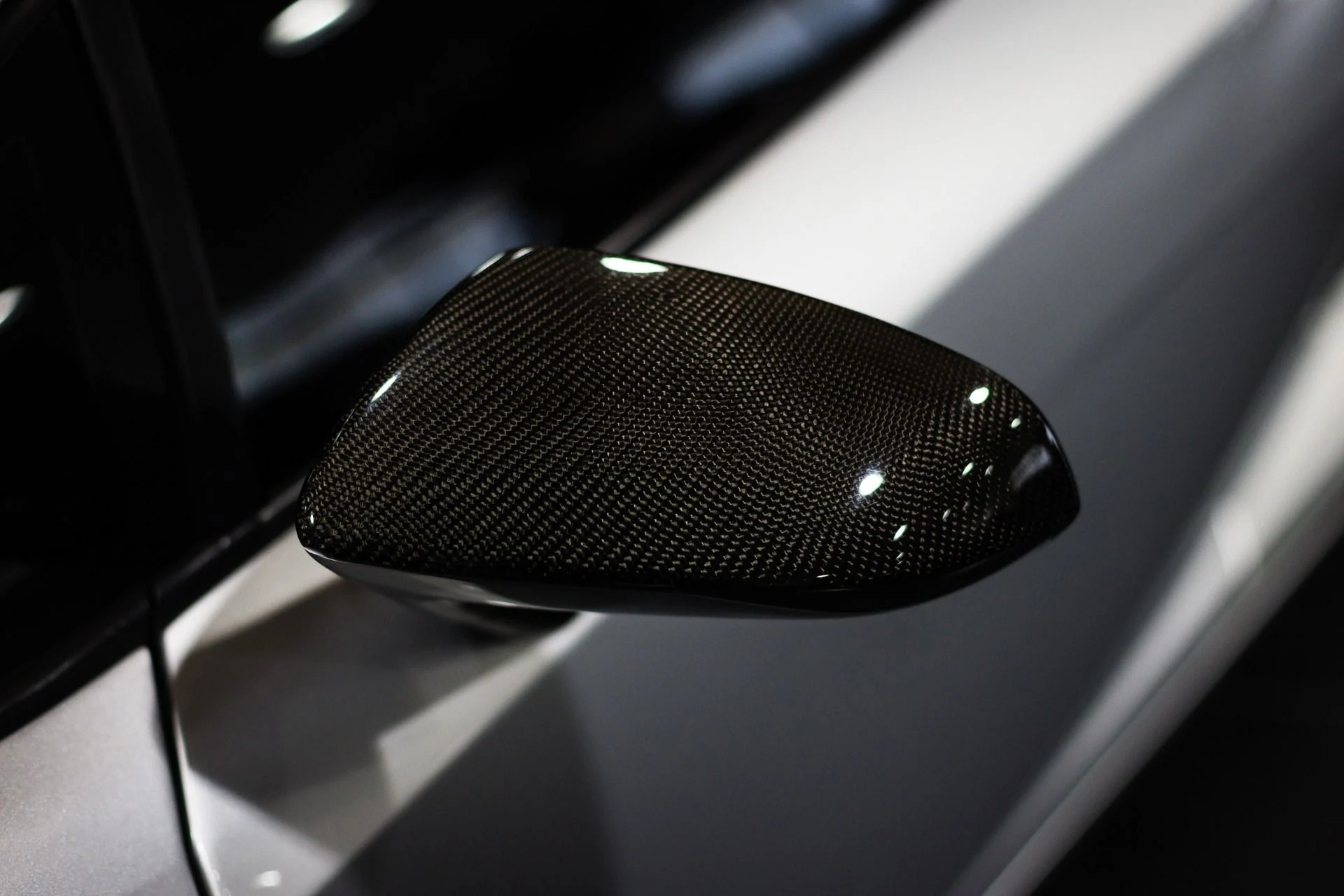 mph025_3240171550_Used_2004_Lamborghini_Gallardo_6_speed_Tasteful_Mods_1774502015_a9a42d493d