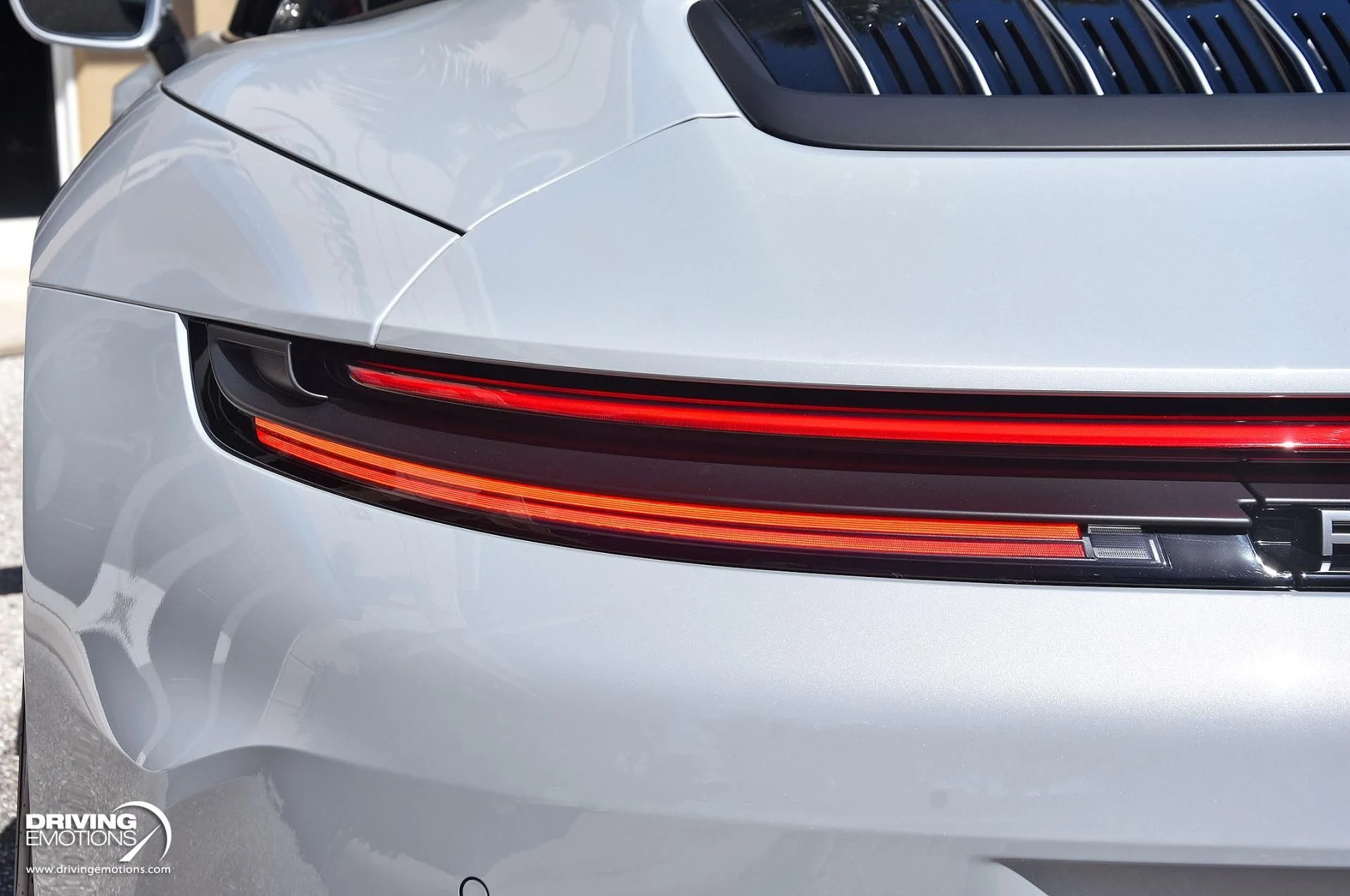 mph025_3245279067_898_p26_l_0873694cd7