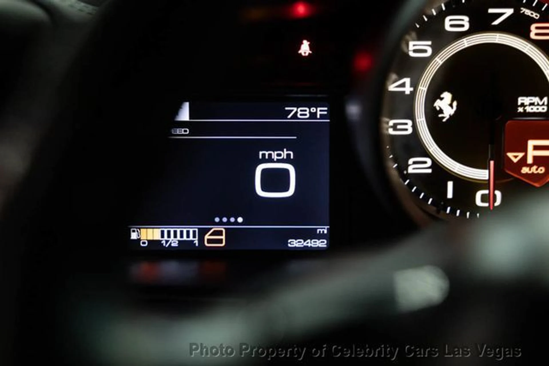 mph025_3245402322_used_2018_ferrari_488_gtb_coupe_9707_23093492_30_640_eaf00b5d50