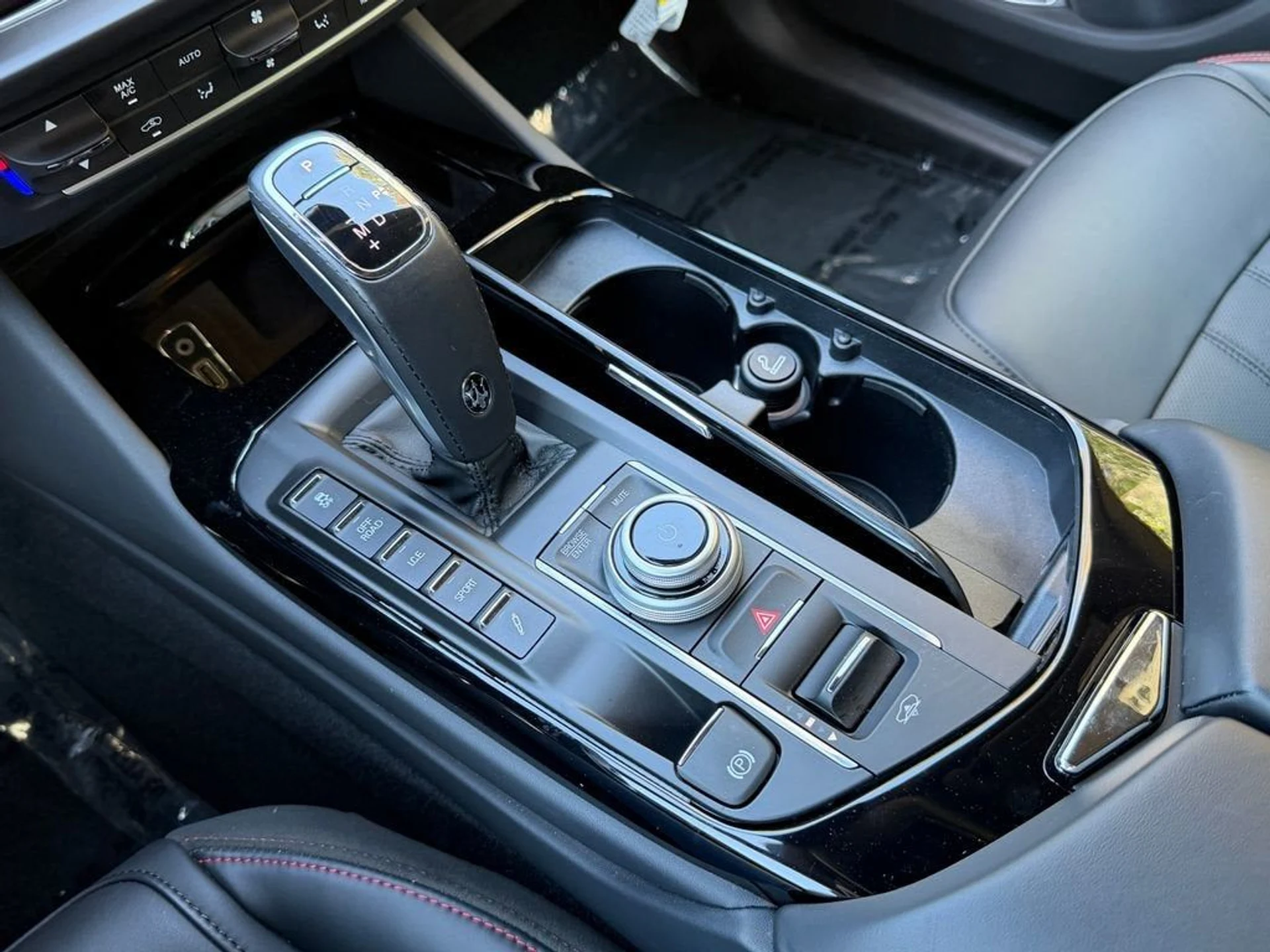 mph025_3246742803_8825ac49001e472083b1db7bf849be77_1a038a94ba