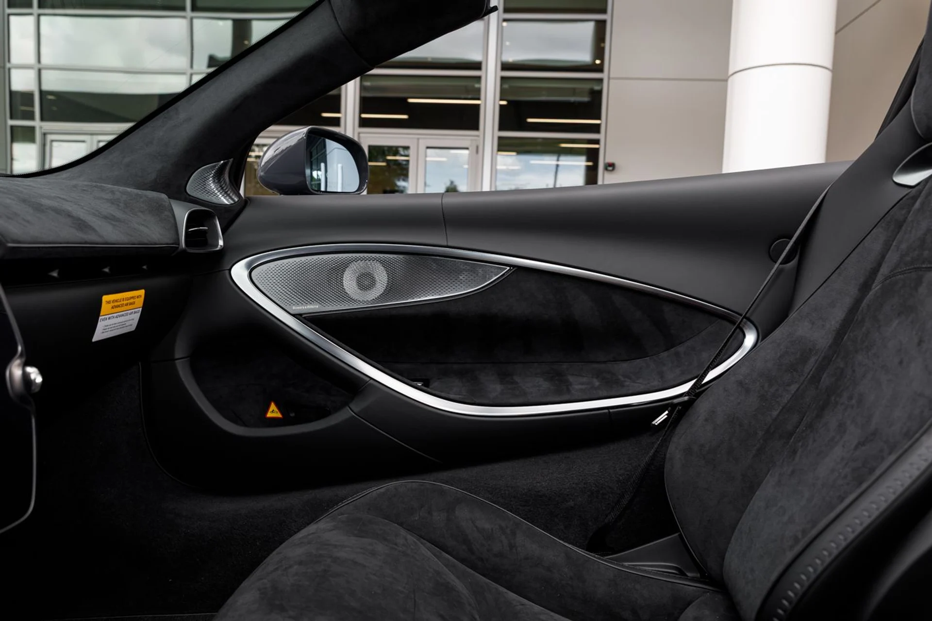 mph025_3257437397_591_p26_l_48d665c85a