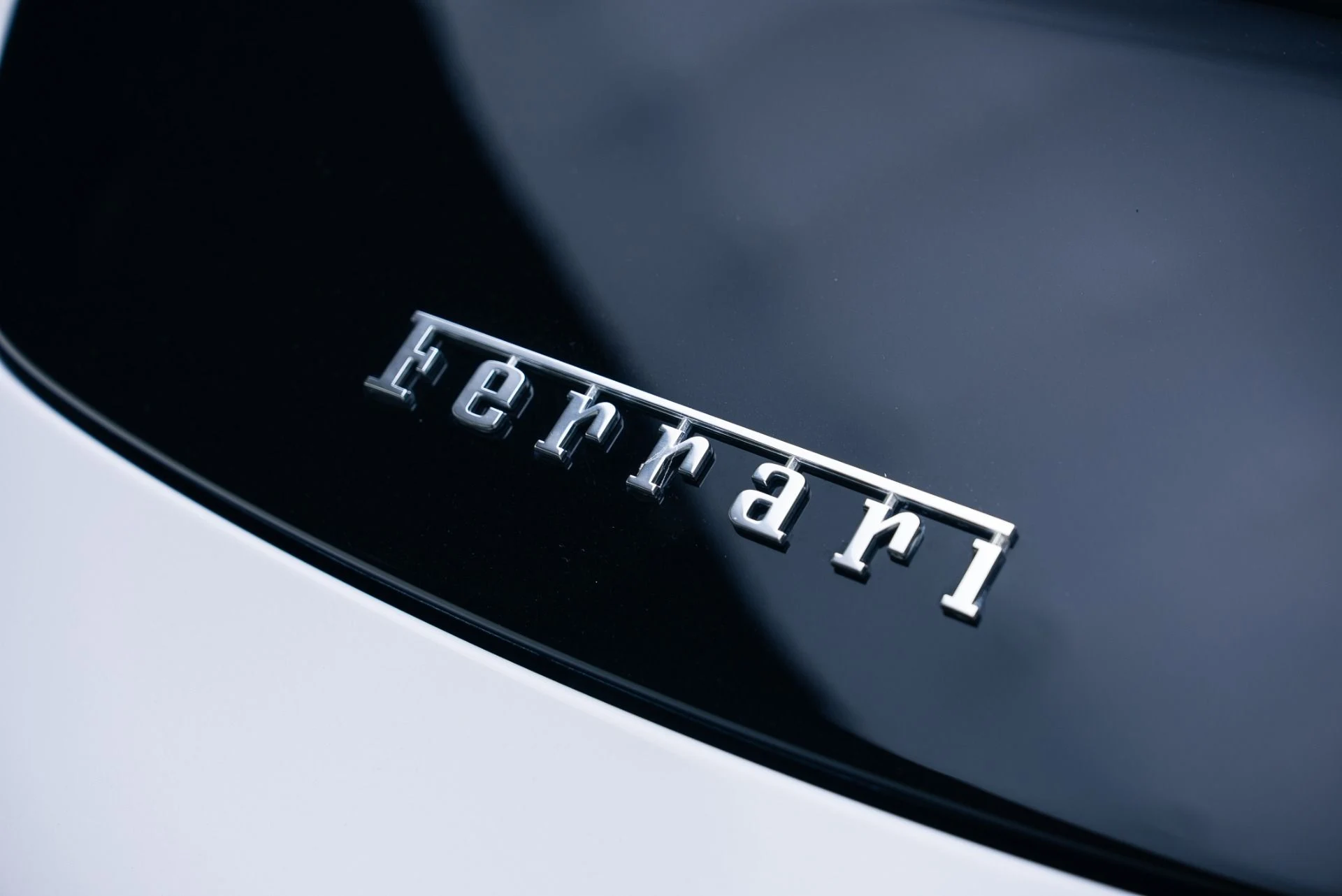 mph025_3263625132_Used_2025_Ferrari_Roma_Spider_1766089214_12aa7c944d