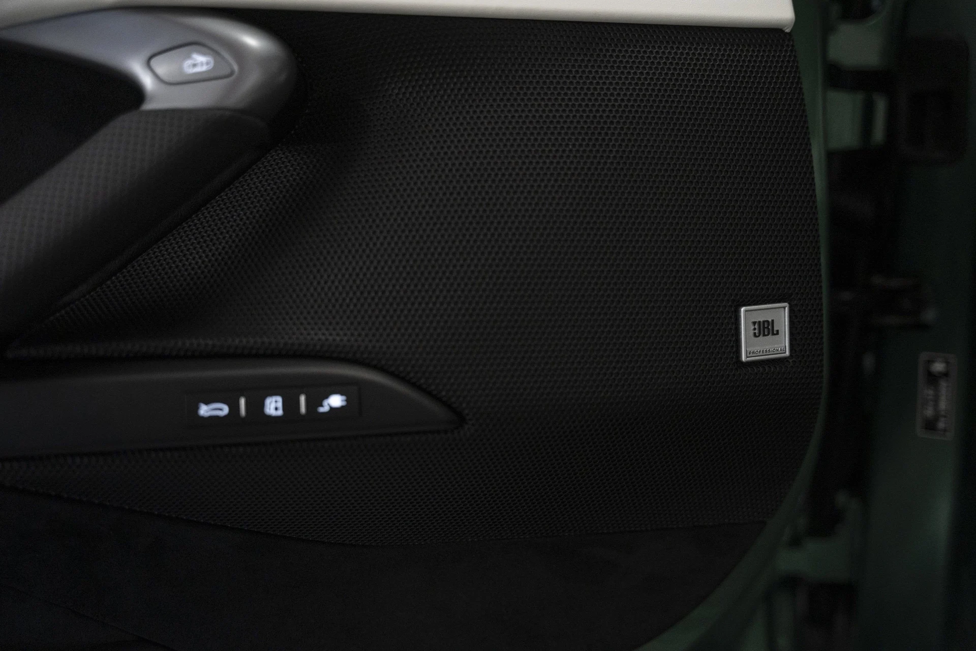 mph025_3265954494_027087b466de42539f7c1796db8616a4_57273e3361