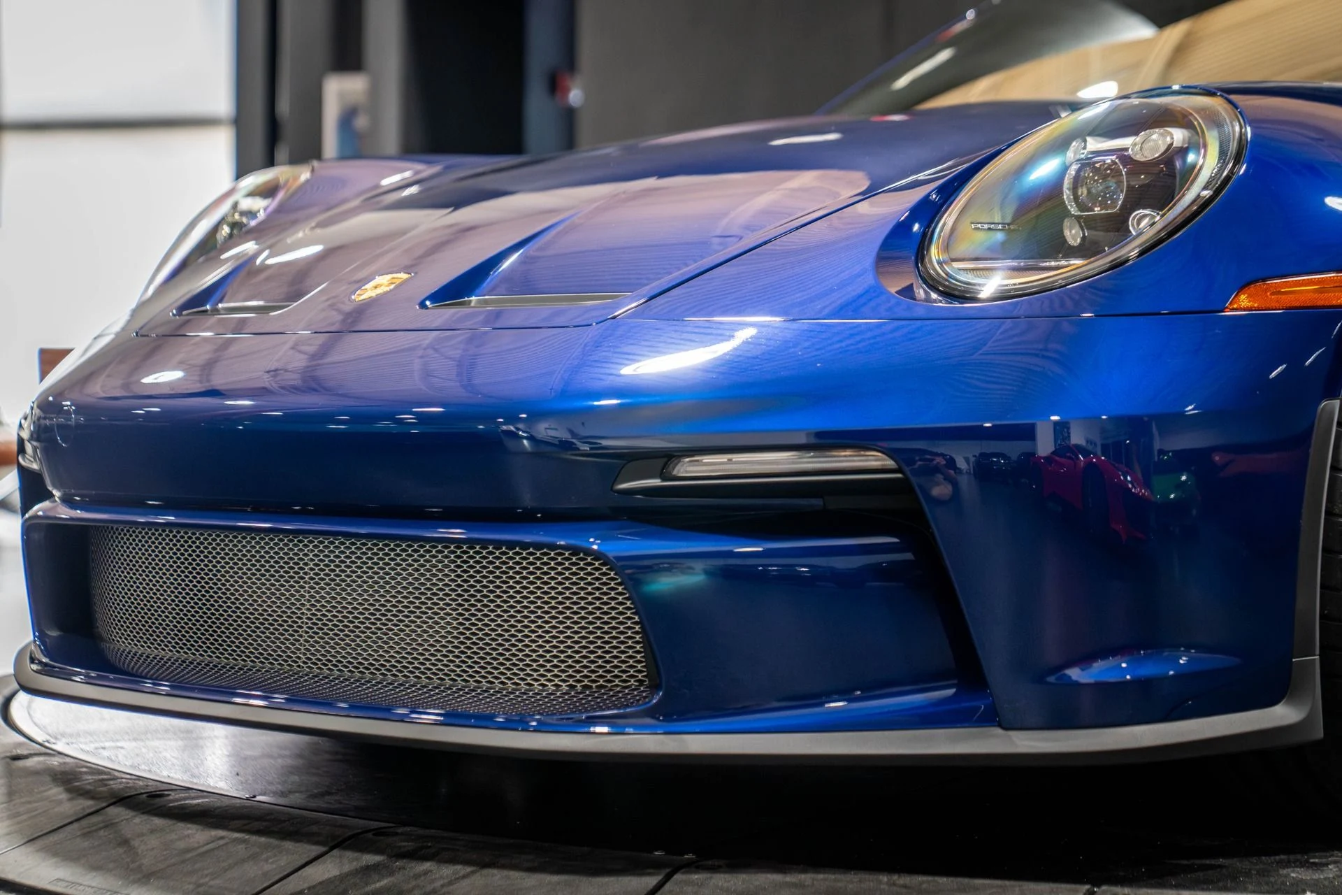 mph025_3267272585_Used_2024_Porsche_911_ST_5341963_1766128393_dd1d1e896b