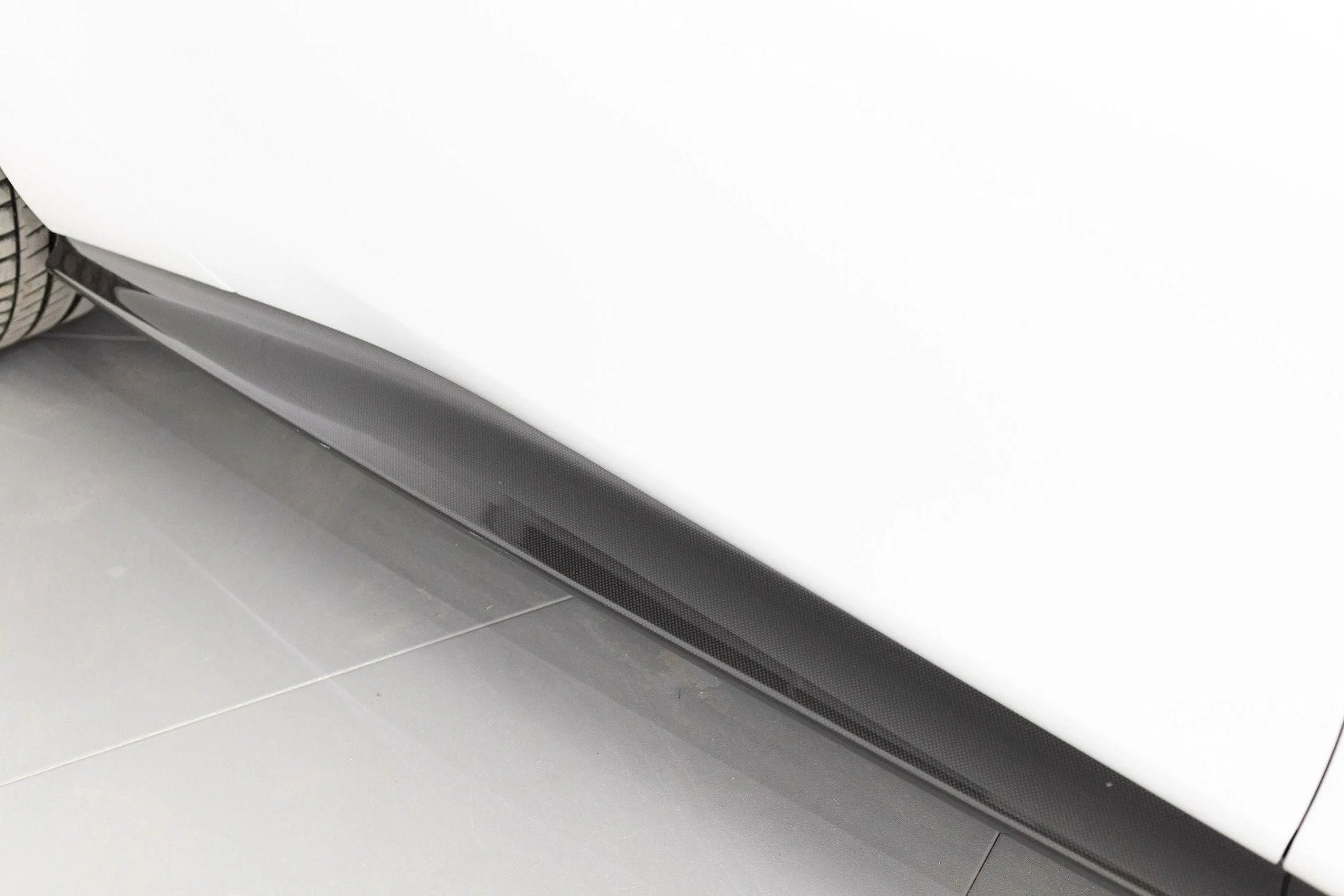 mph025_3269292840_Used_2024_Ferrari_Roma_1777368613_6ff9ac0b22