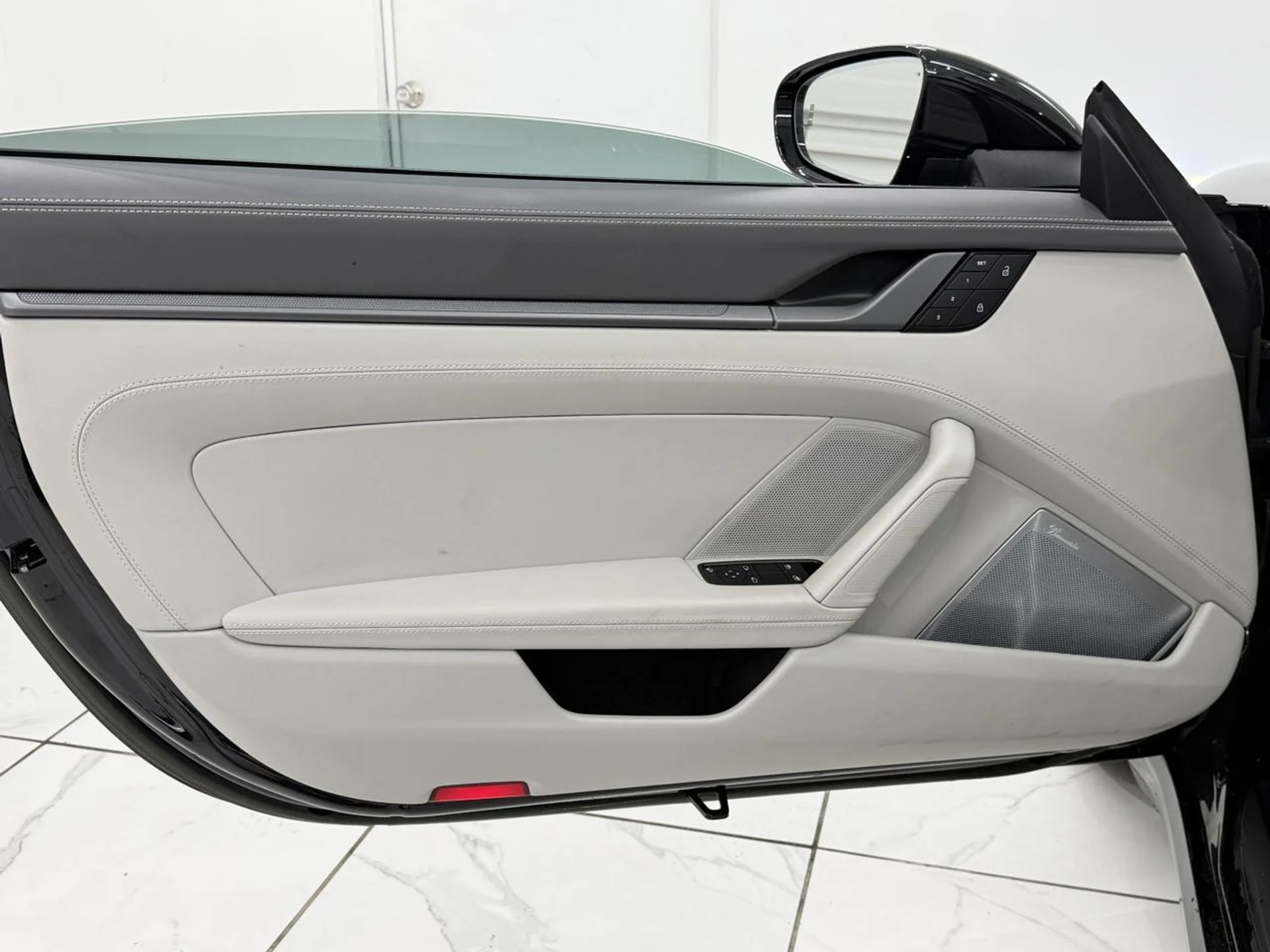 mph025_3271010195_840dd893b739680e35400f16f9527d43_1580be9e61